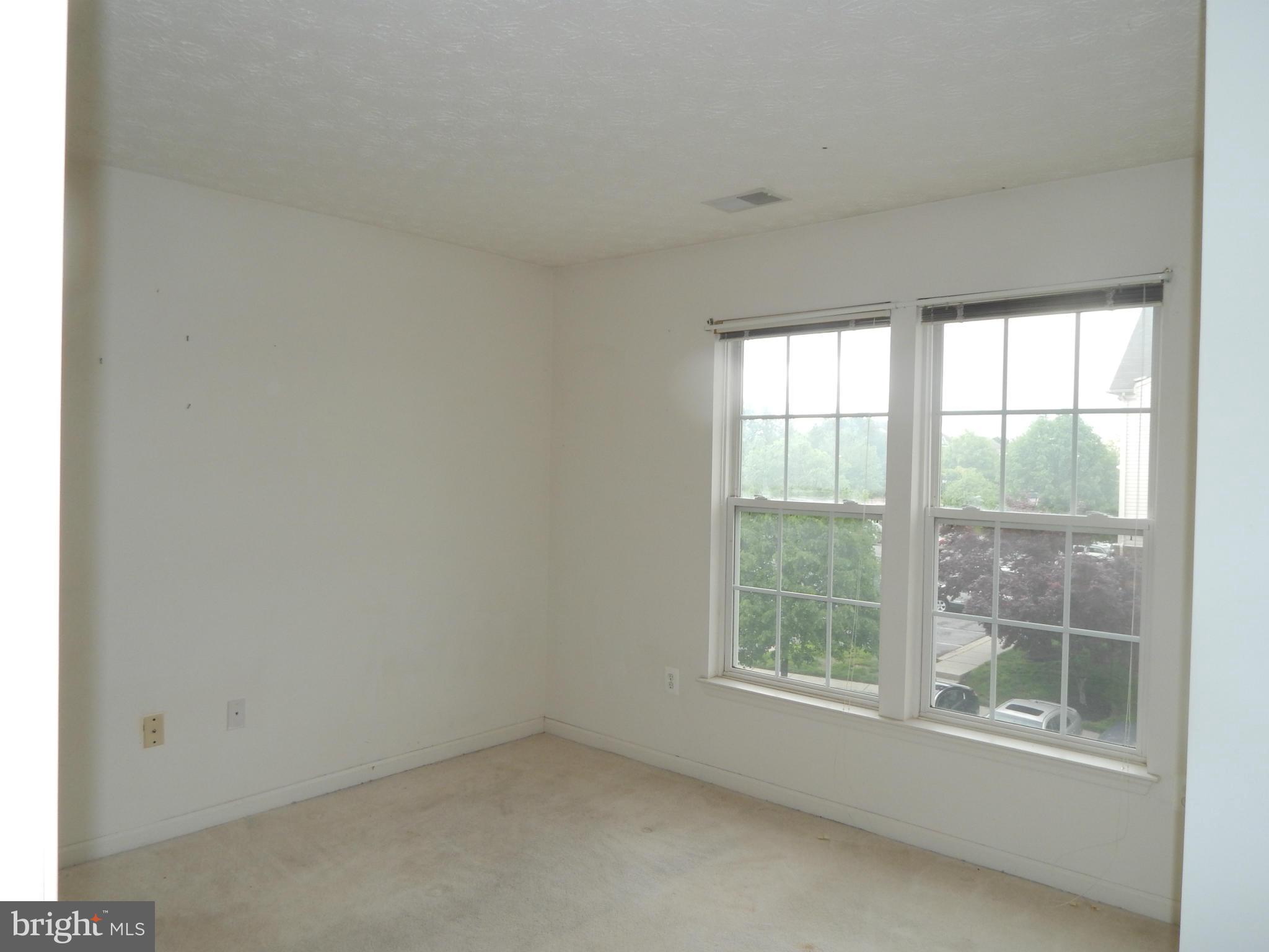 BCKGHM CND@OWGS MS NW TN - Residential Lease