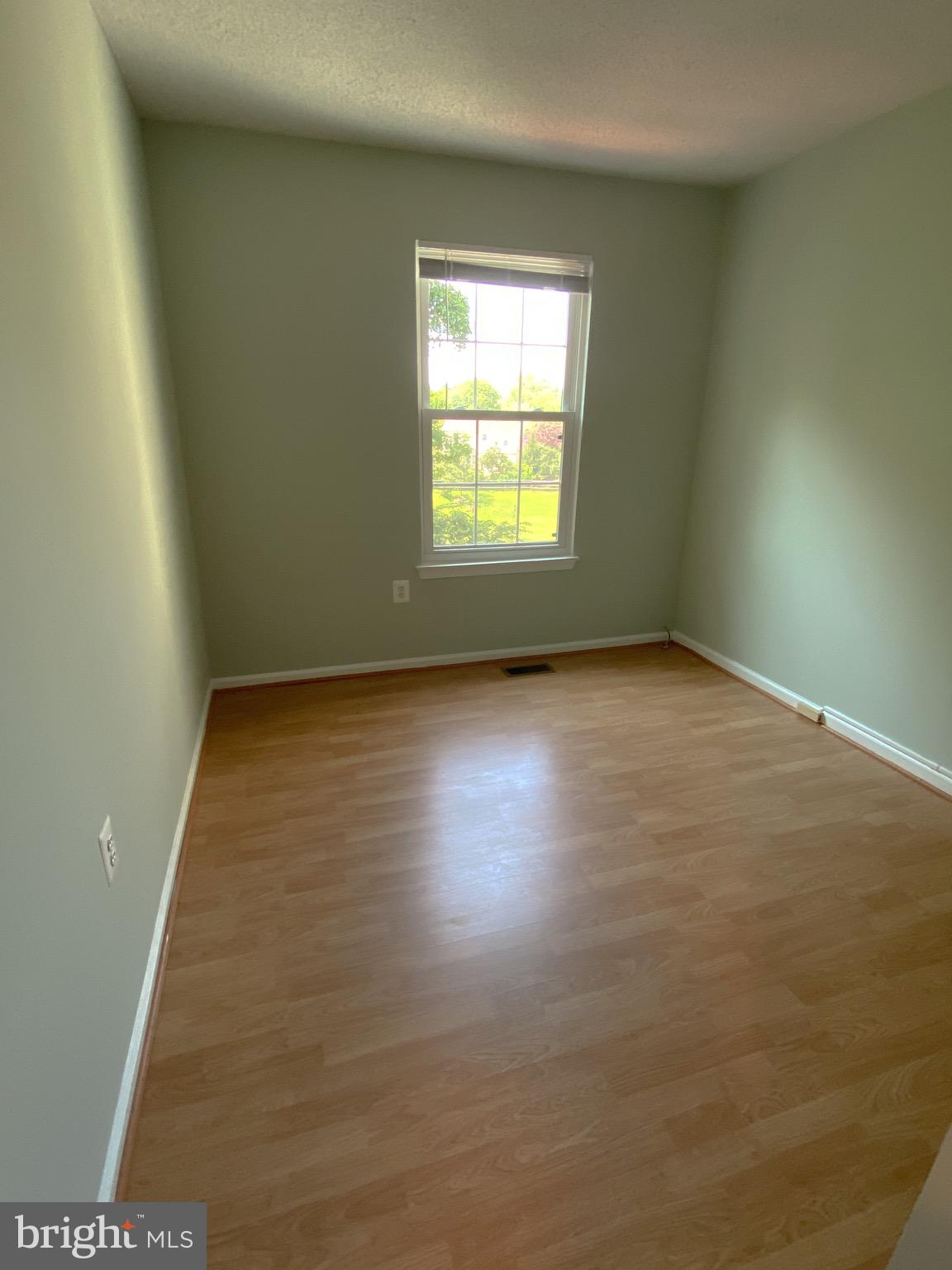 POTOMAC RIDGE - Residential Lease