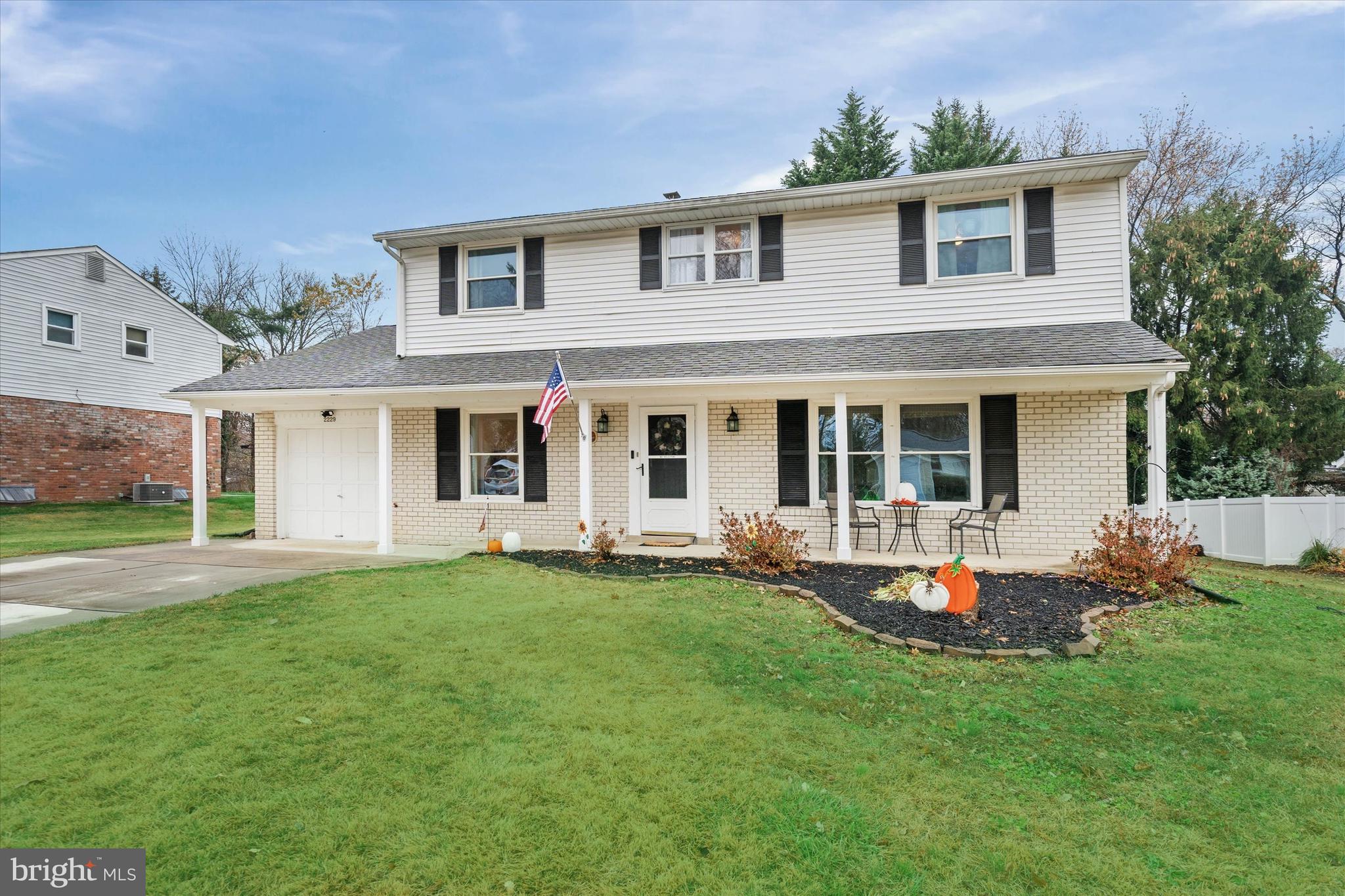 2229 KINGSRIDGE DRIVE