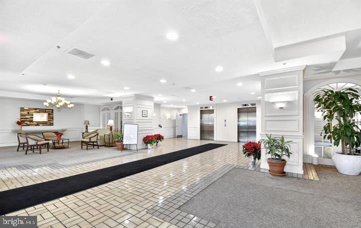 15115 INTERLACHEN DRIVE 3-812