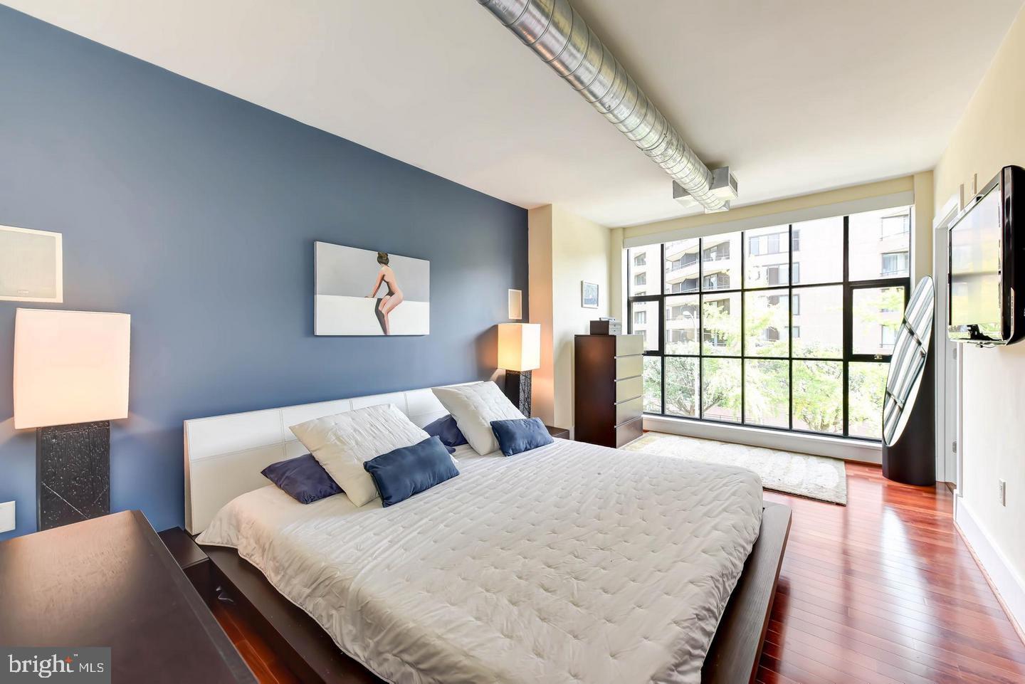 ROSSLYN - Residential