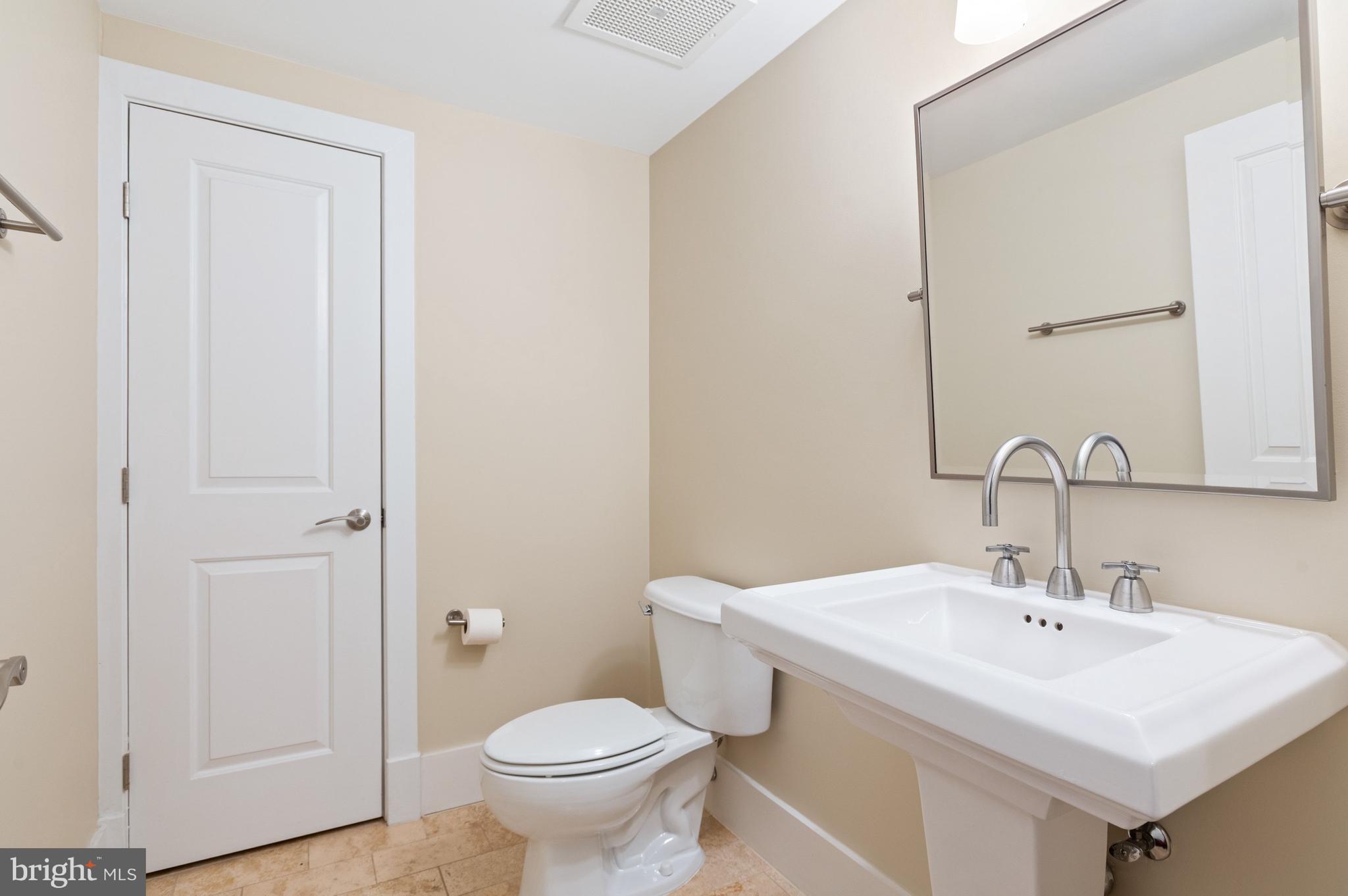 ROSSLYN - Residential