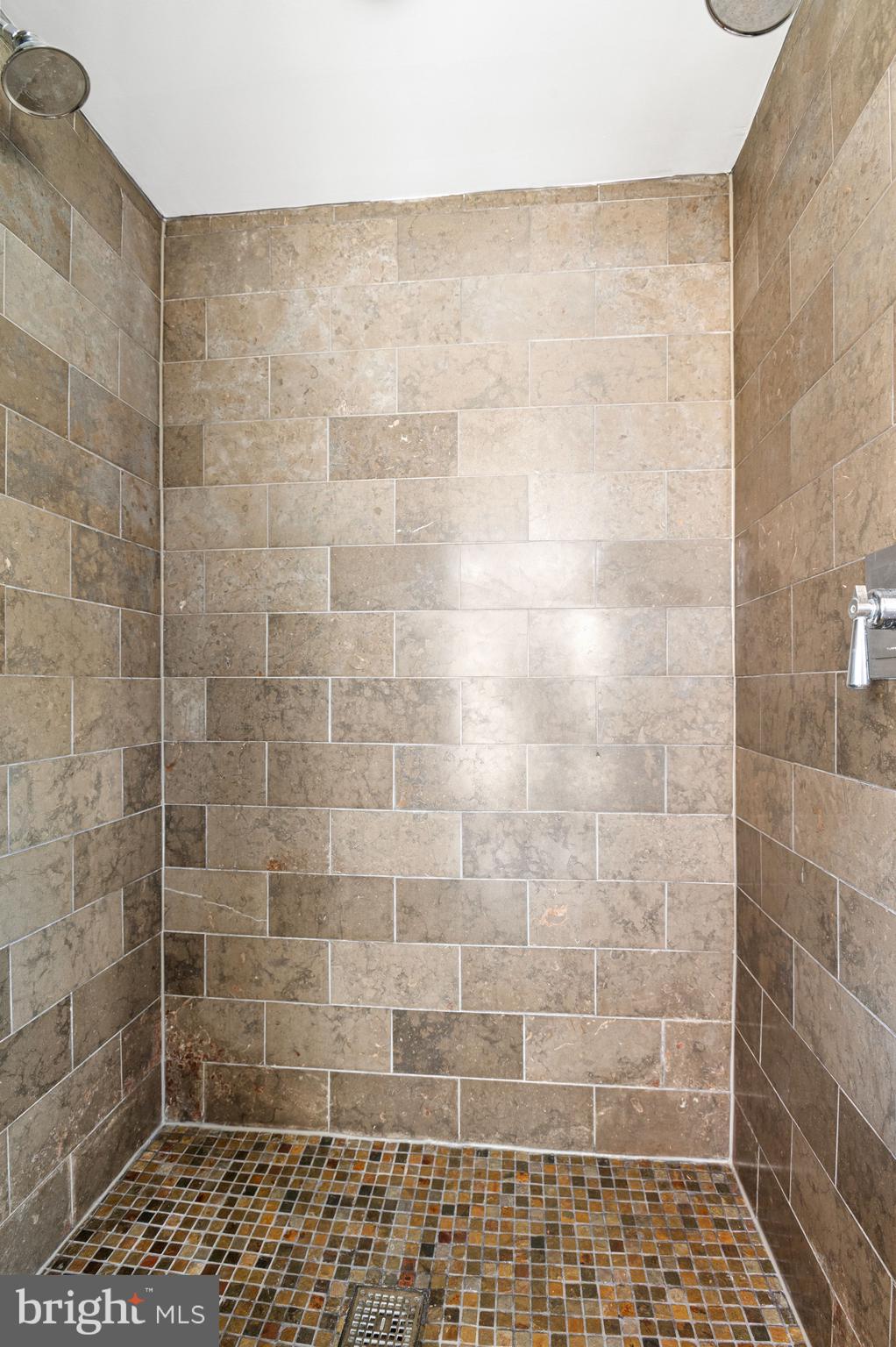 ROSSLYN - Residential