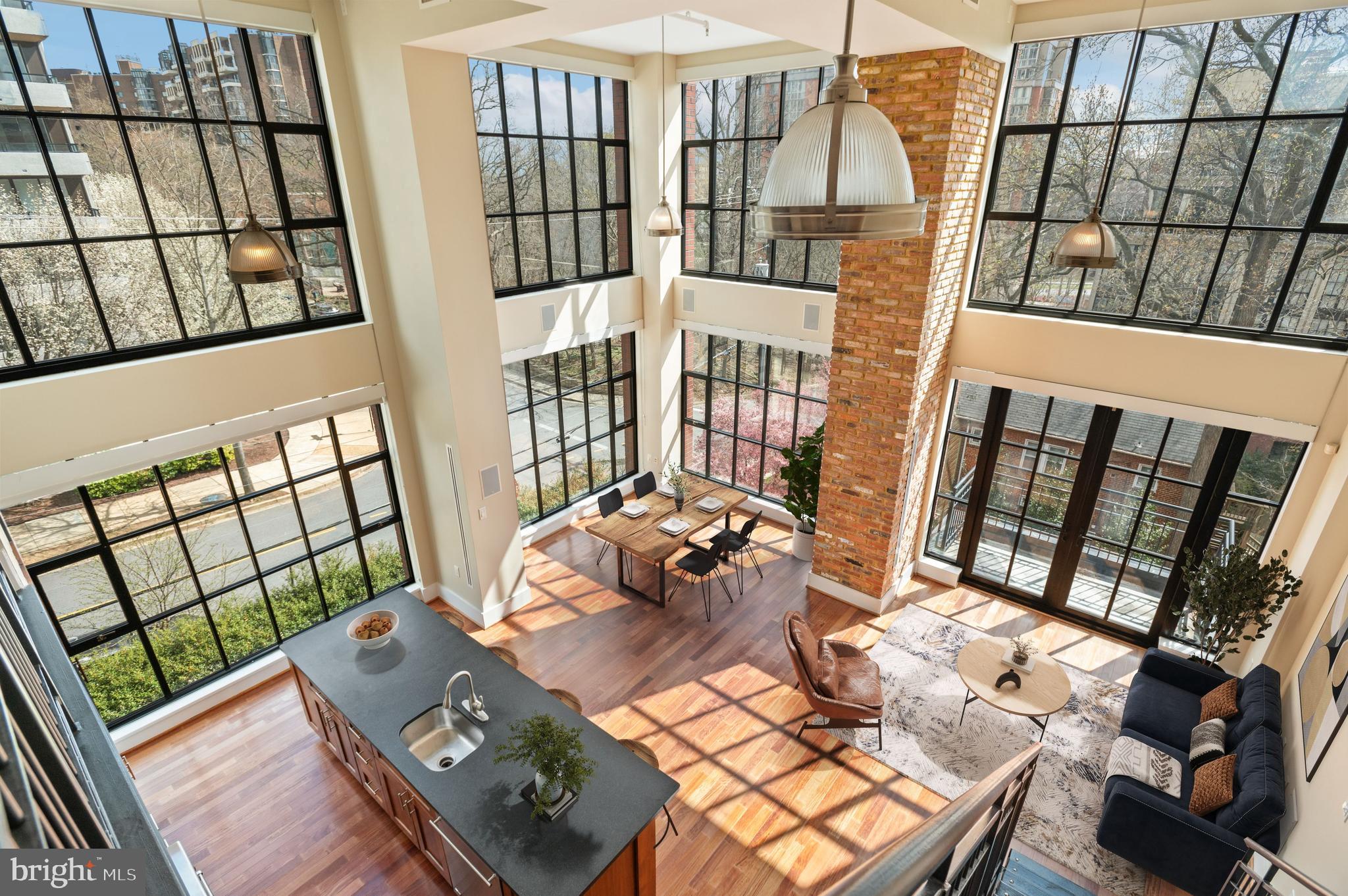 ROSSLYN - Residential