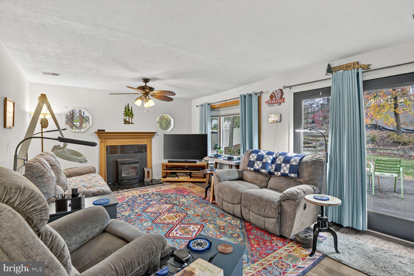 7908 S CARTIER COURT