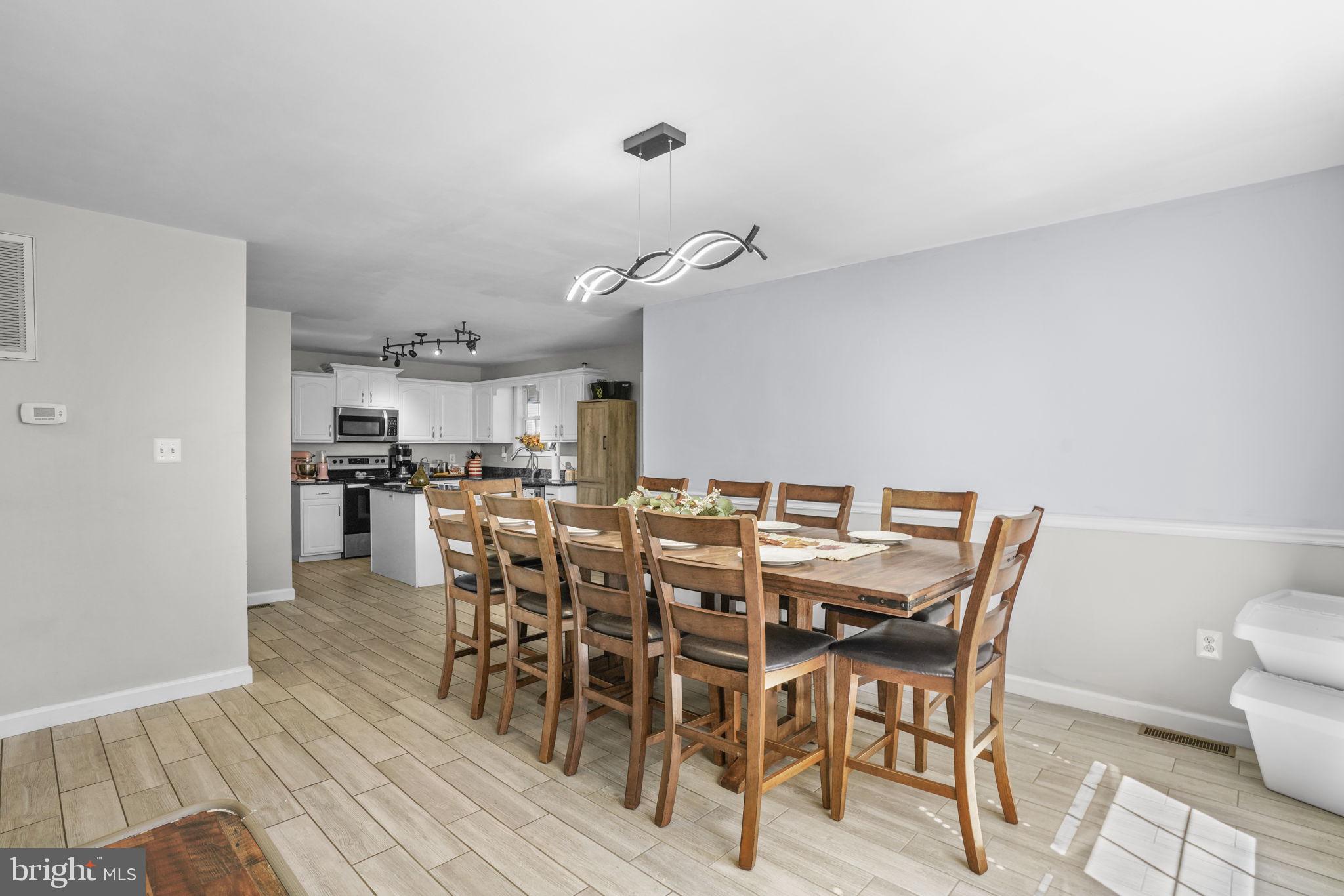 SHARPE'S CORNER - Residential