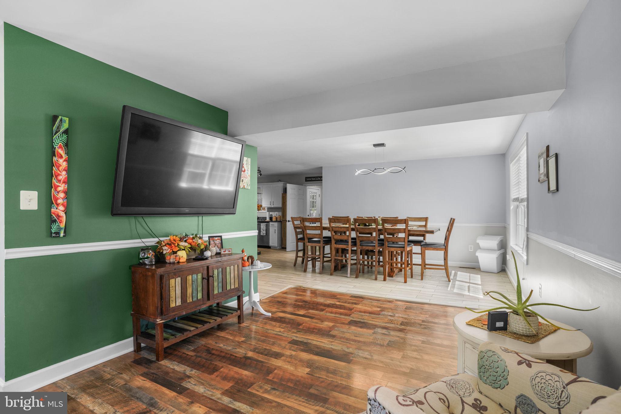 SHARPE'S CORNER - Residential