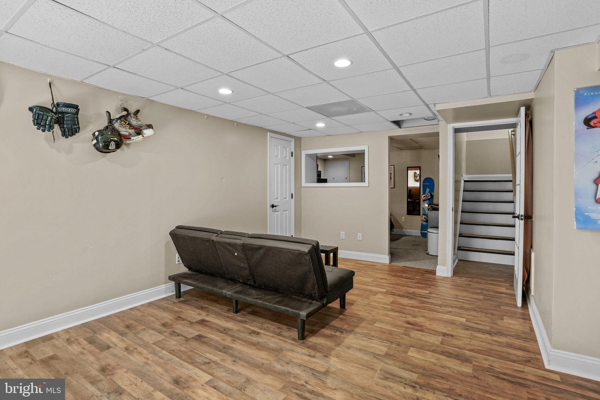 SHARPE'S CORNER - Residential