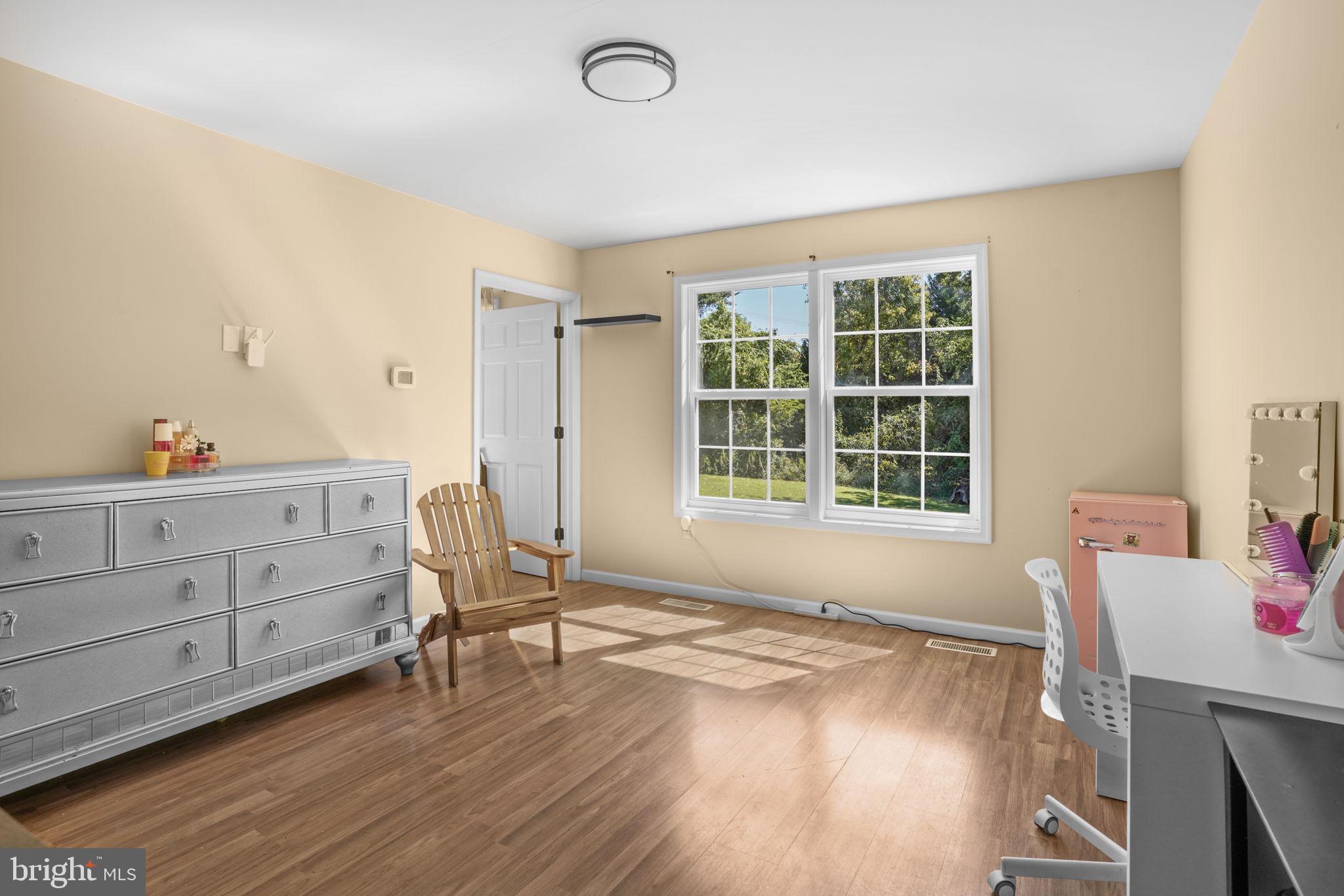 SHARPE'S CORNER - Residential