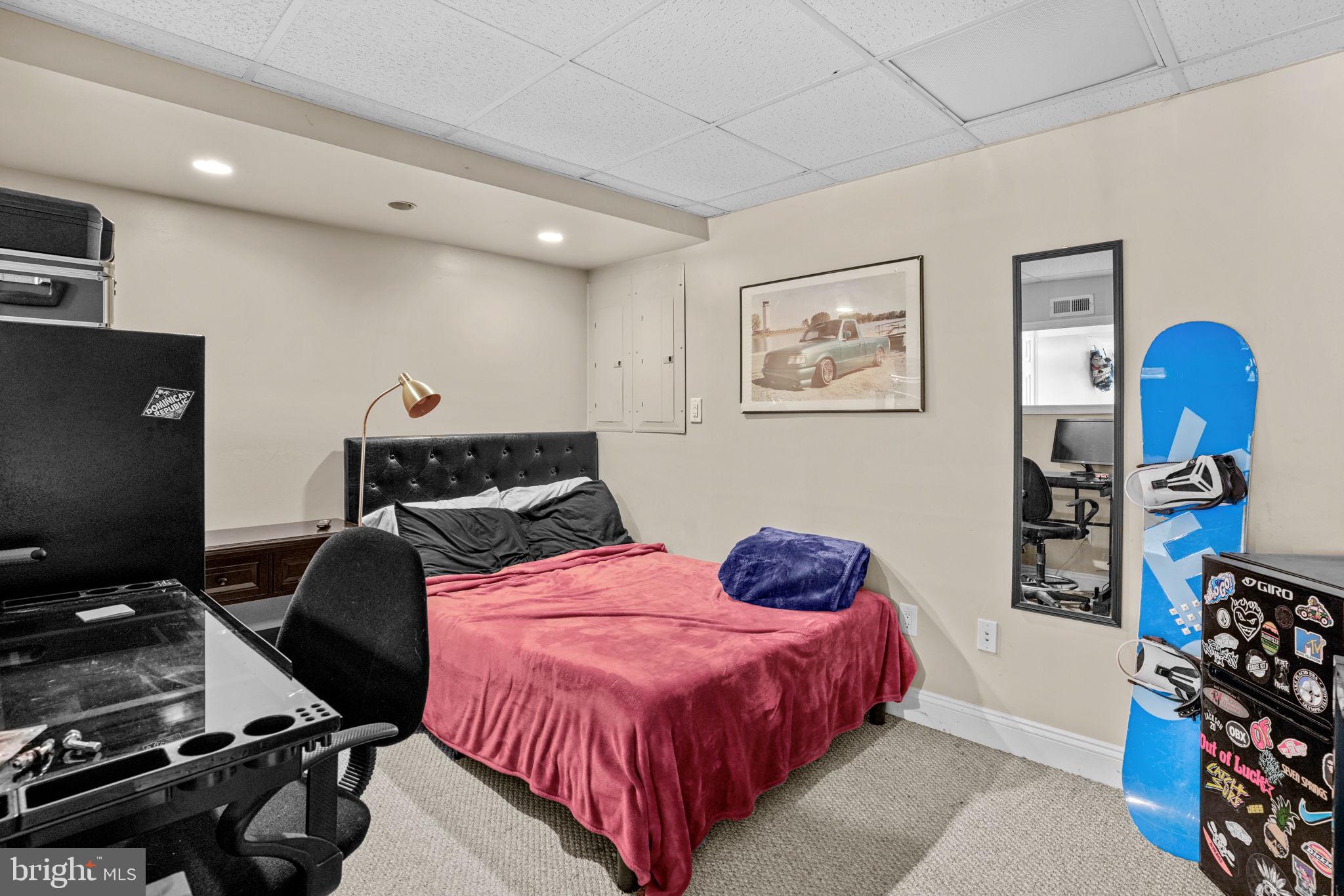 SHARPE'S CORNER - Residential