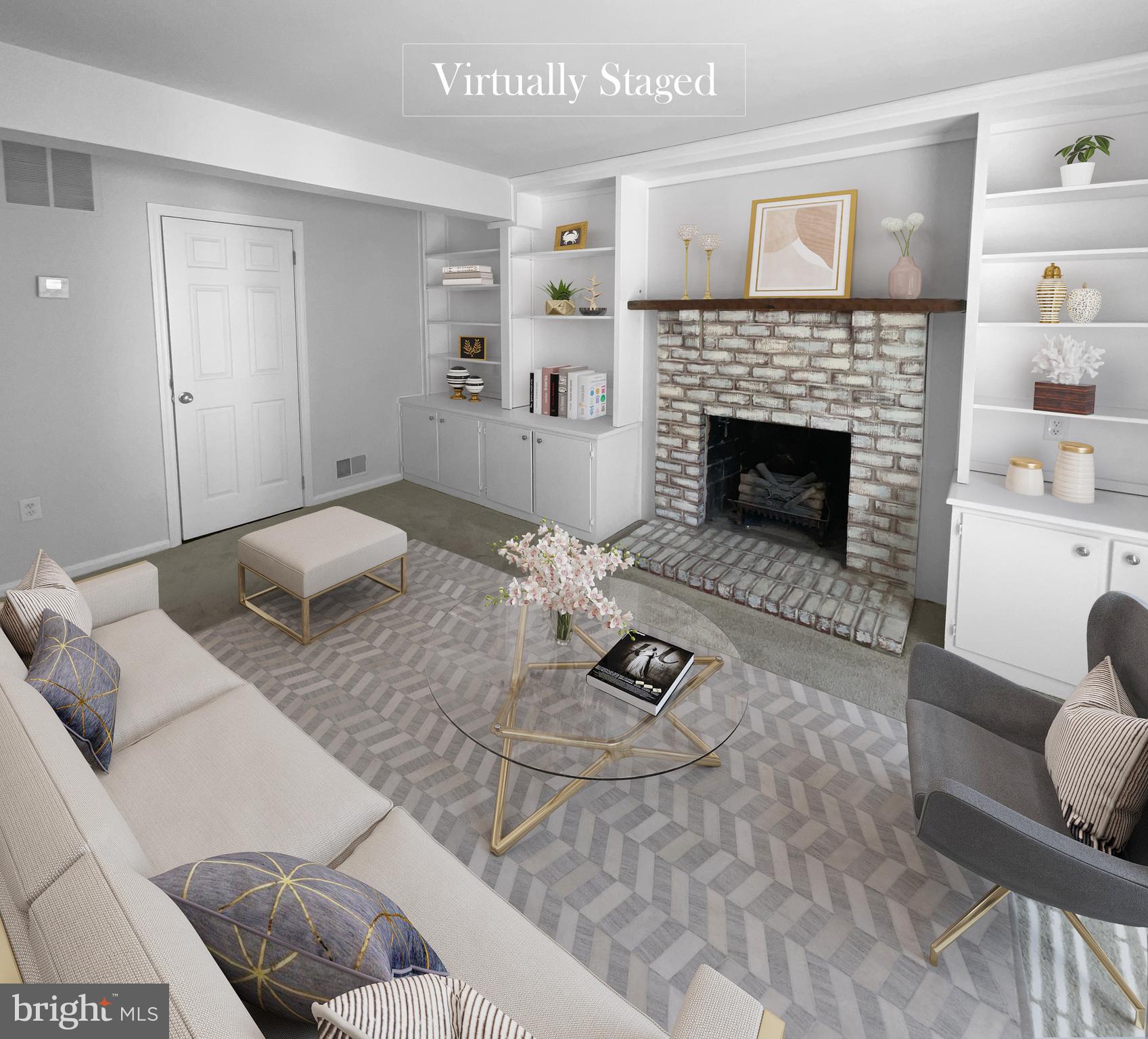 COUNTRY CLUB - Residential