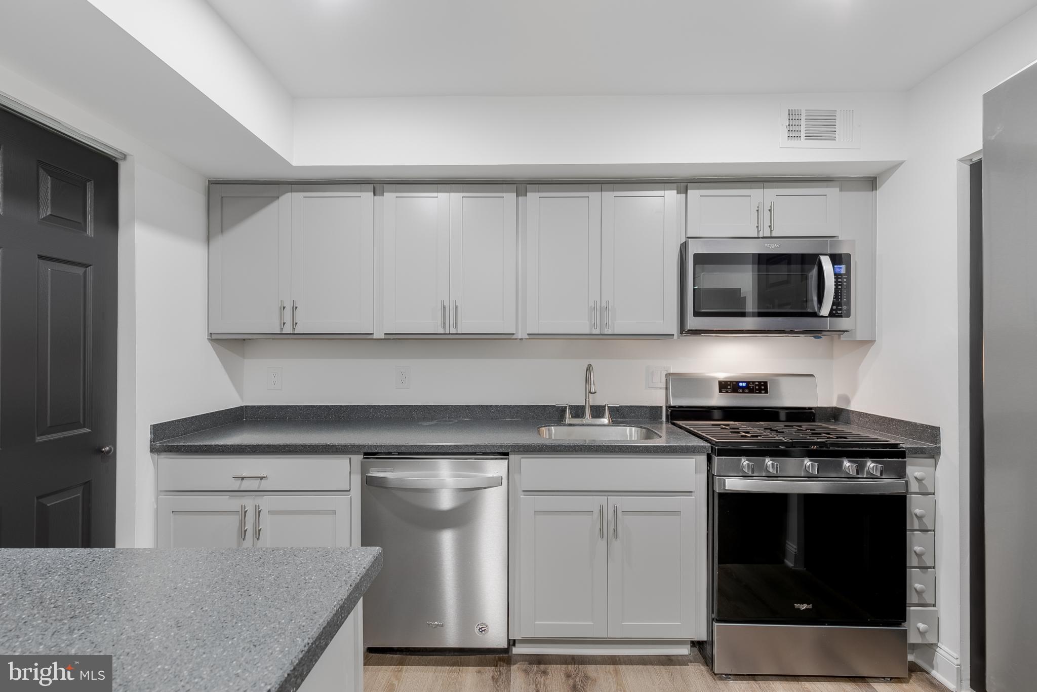 HERITAGE HILL CONDO - Residential