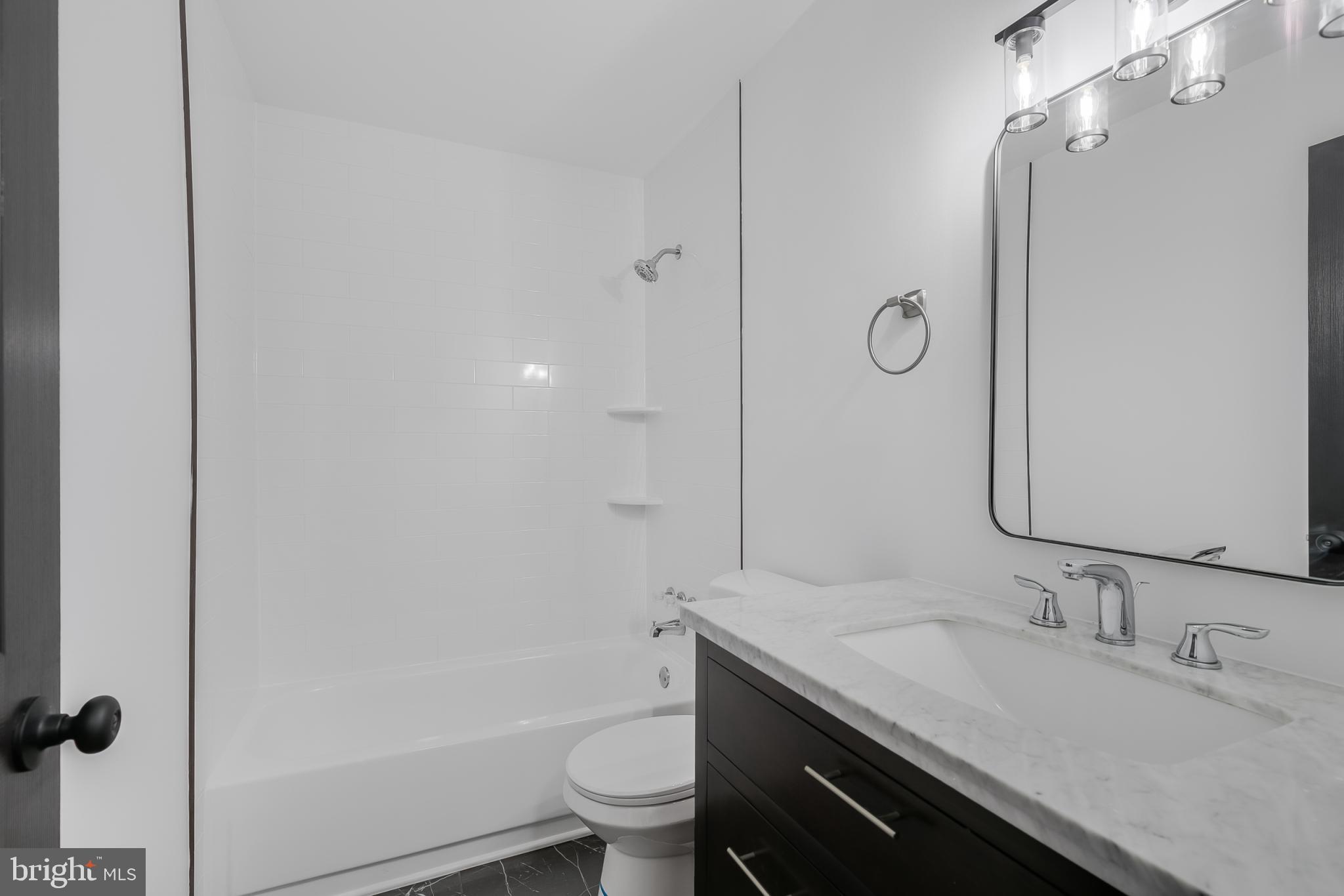 HERITAGE HILL CONDO - Residential