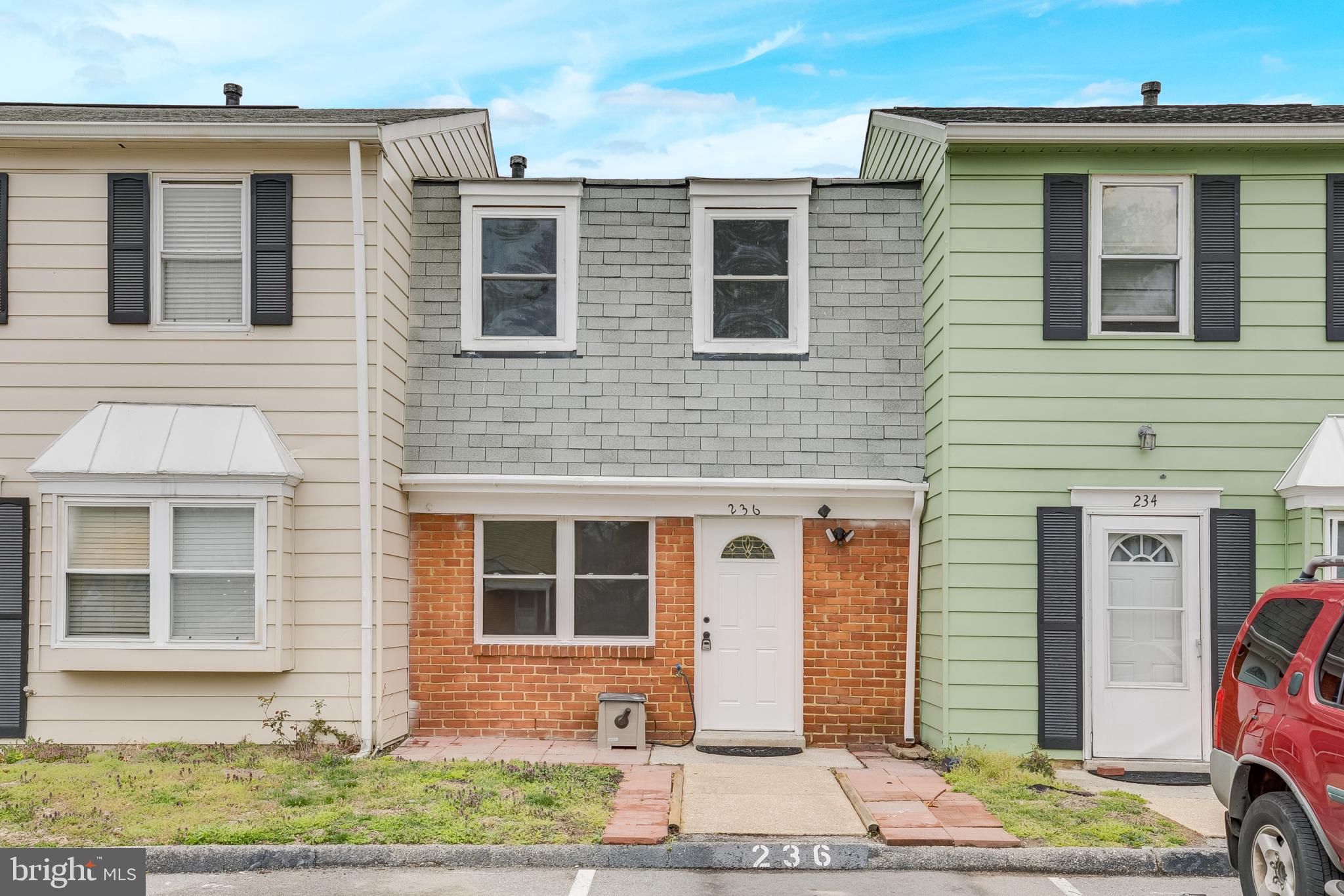 HERITAGE HILL CONDO - Residential