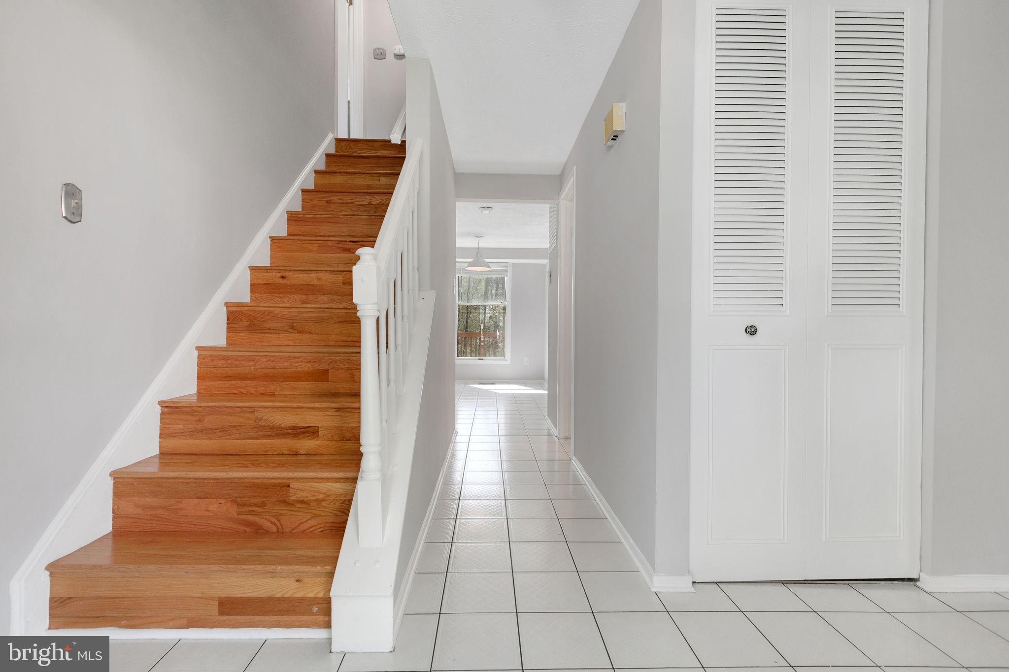 7567 CLOUD COURT