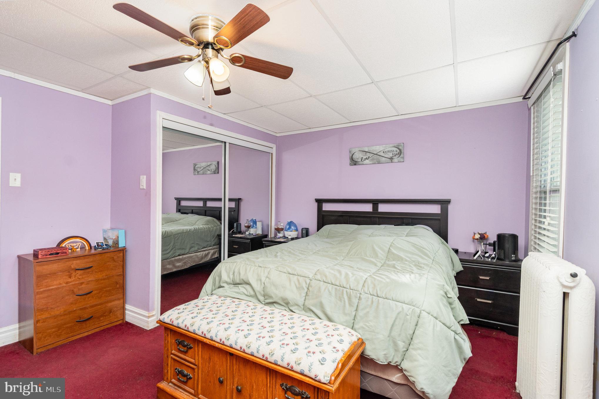 YORKVILLE - Residential