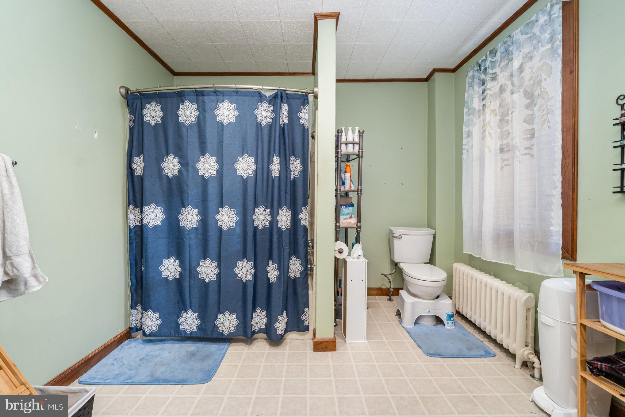 YORKVILLE - Residential