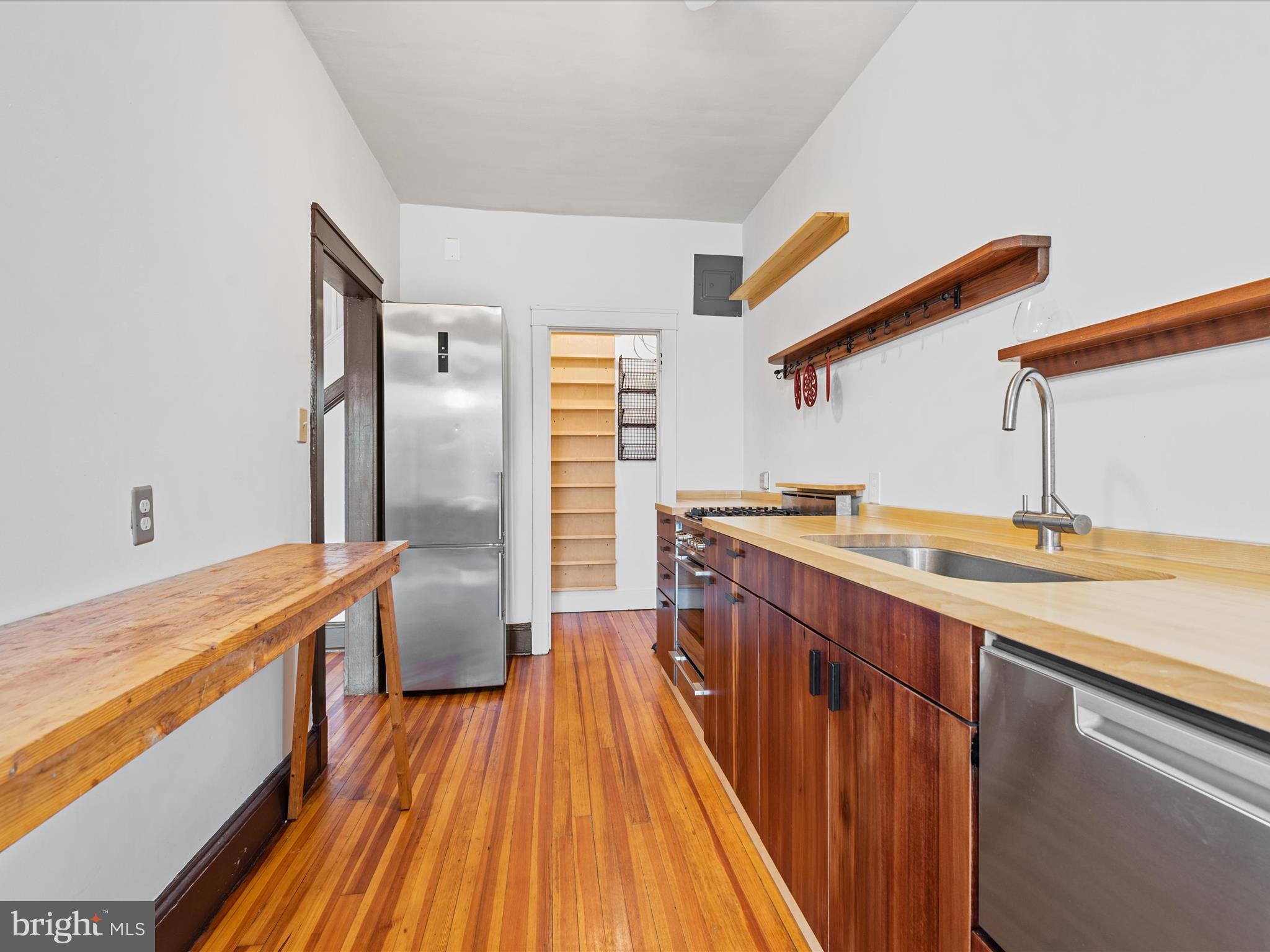 CHARLES VILLAGE - Residential