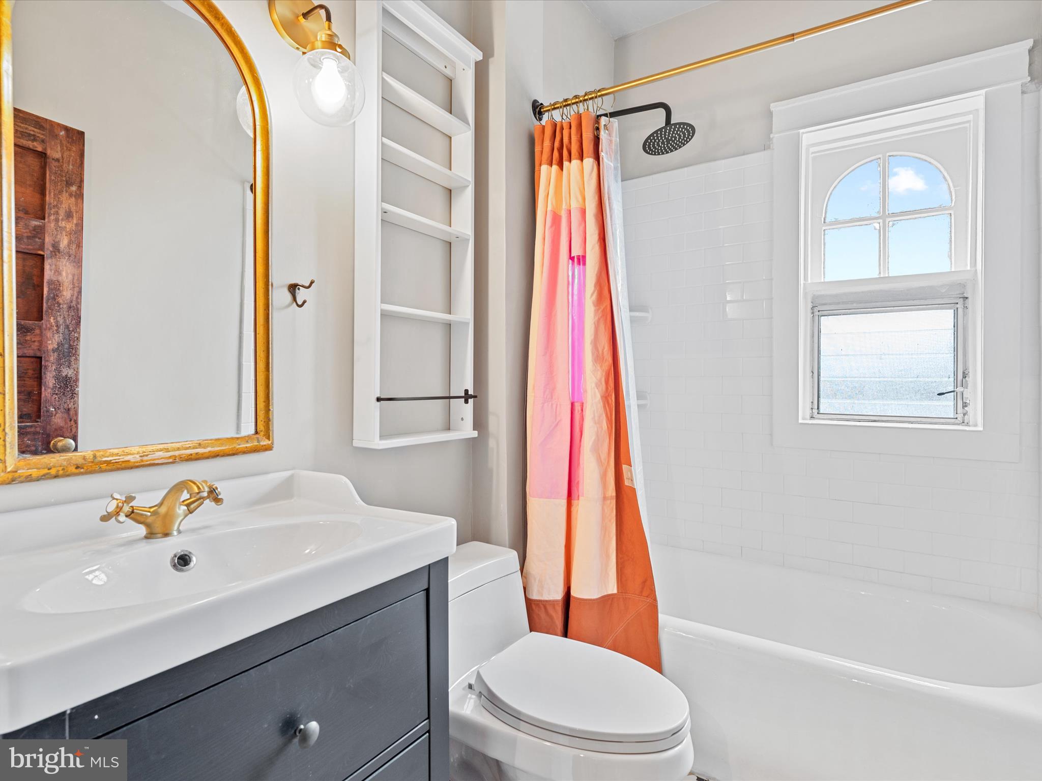 CHARLES VILLAGE - Residential