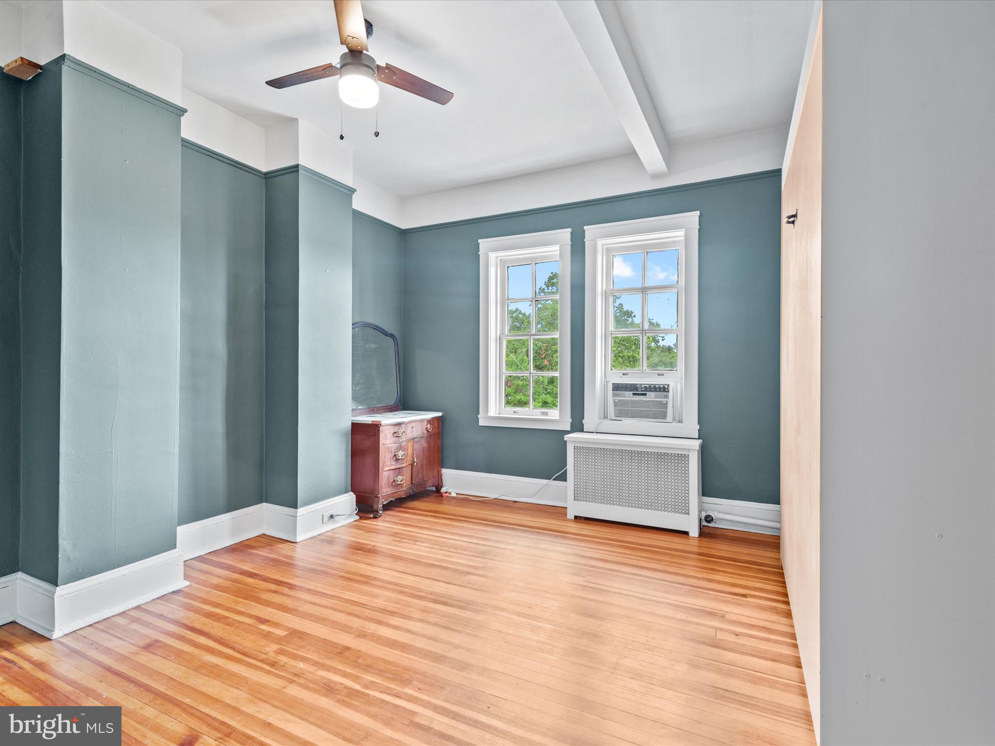 CHARLES VILLAGE - Residential