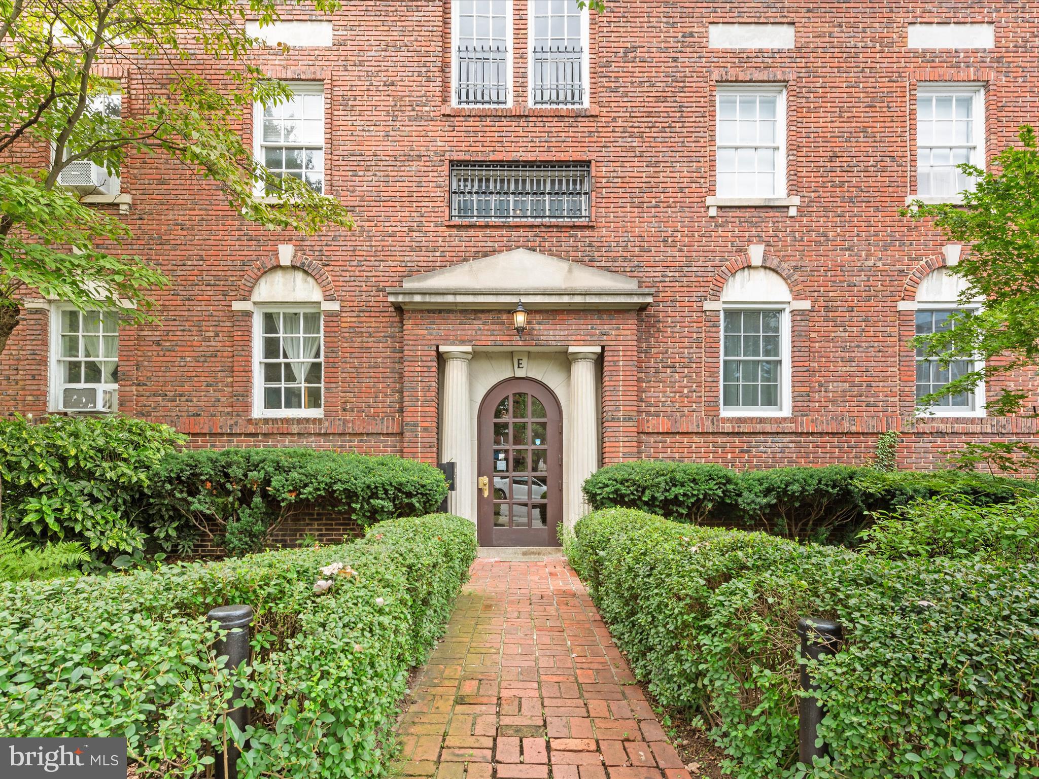 CHARLES VILLAGE - Residential