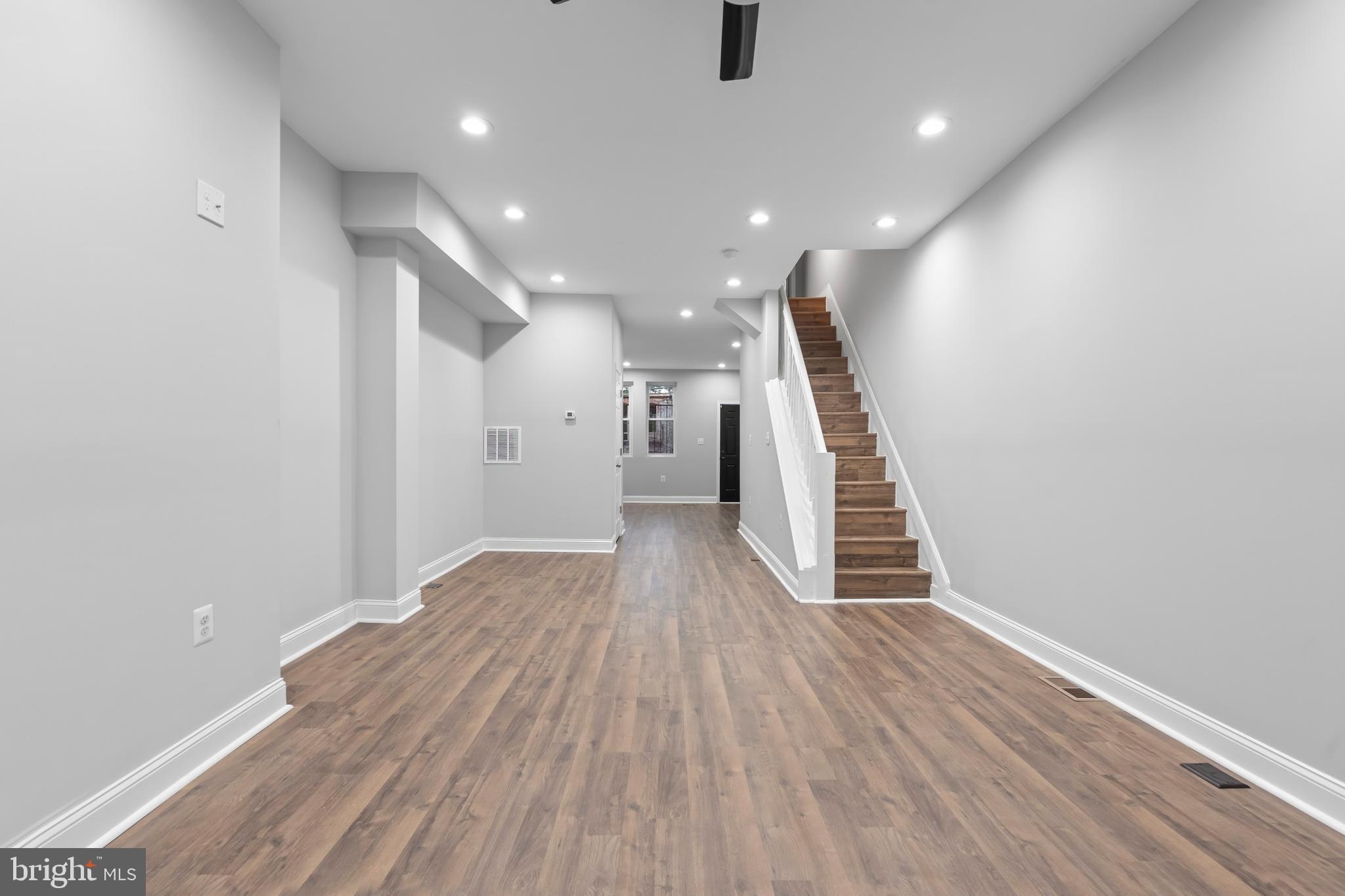 MIDDLE EAST - Residential Lease