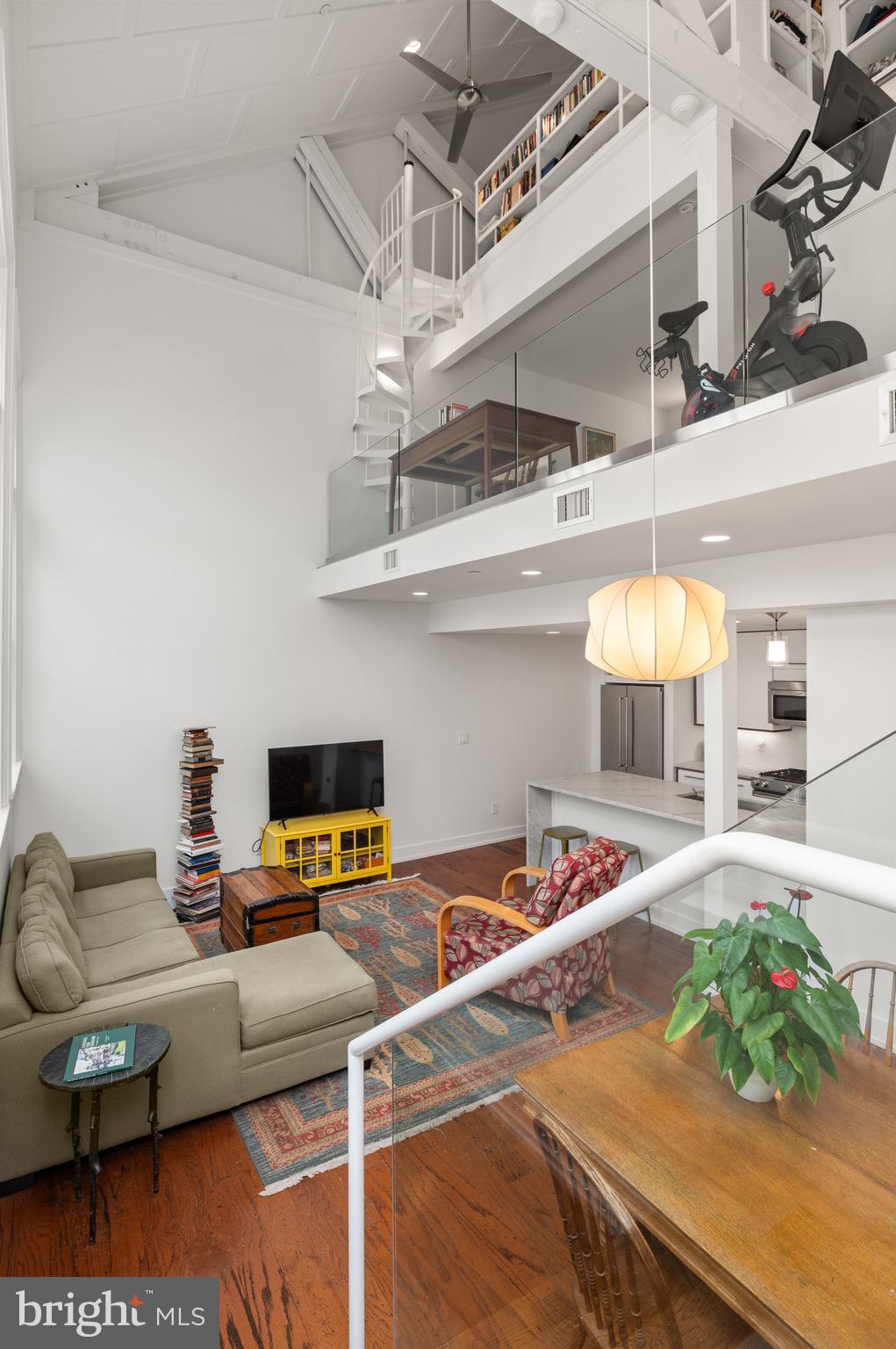 2747 LINDEN LANE 203