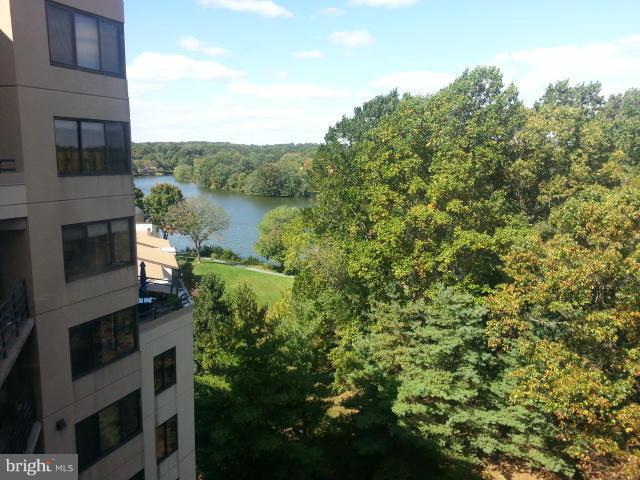 VILLAGE OF WILDE LAKE - Residential