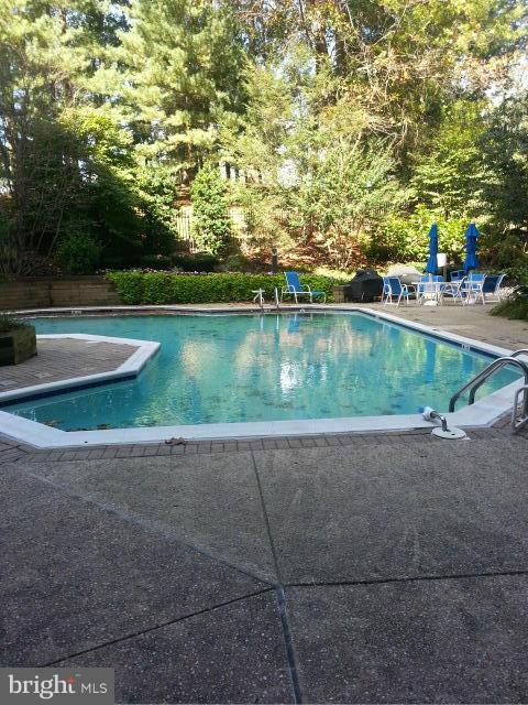 VILLAGE OF WILDE LAKE - Residential