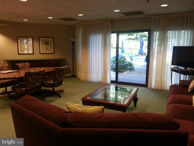 VILLAGE OF WILDE LAKE - Residential