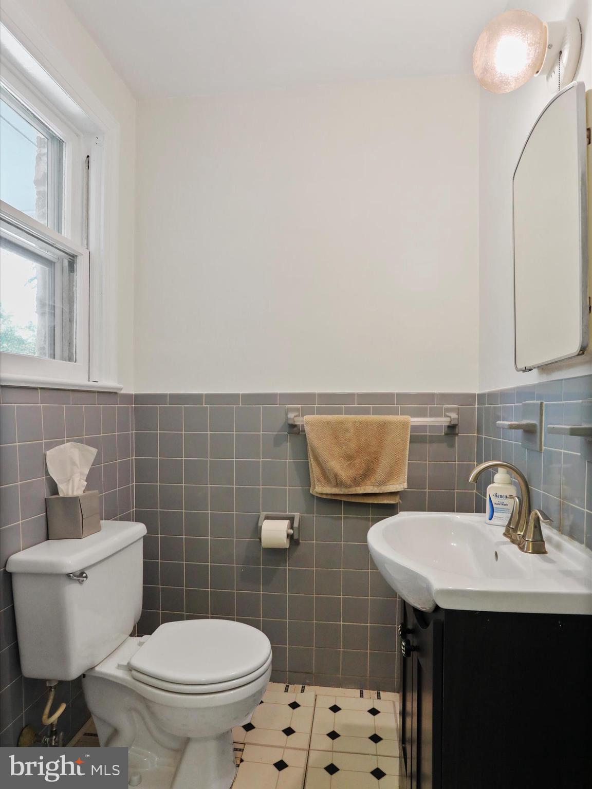 WOODSIDE - Residential