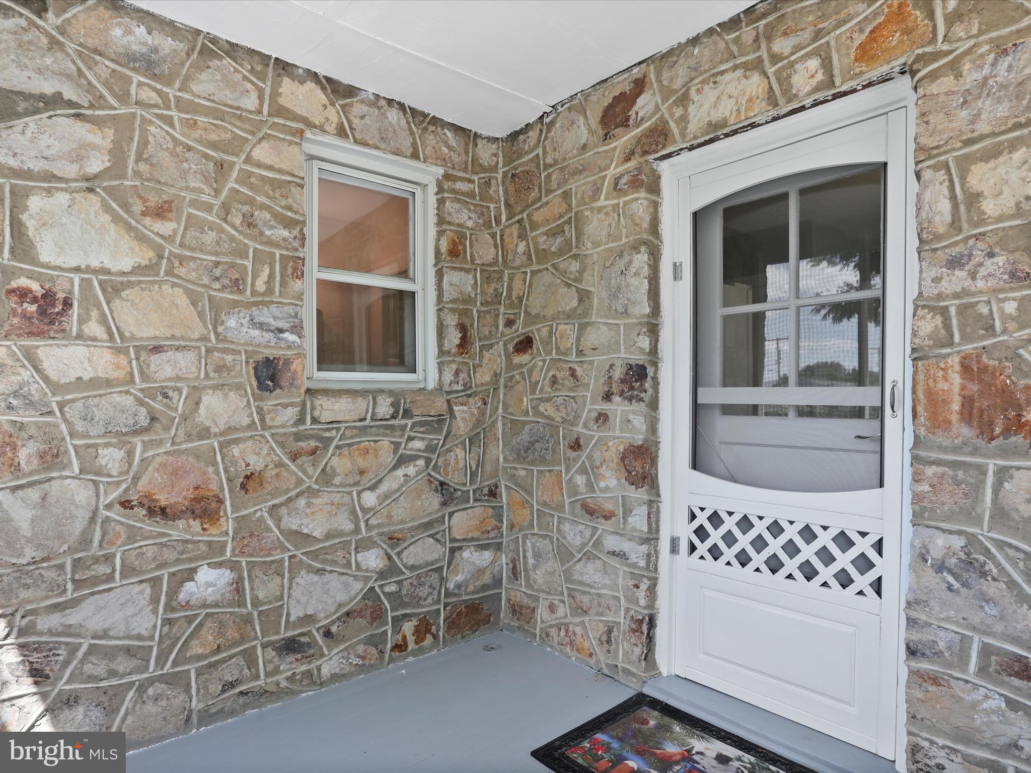 WOODSIDE - Residential