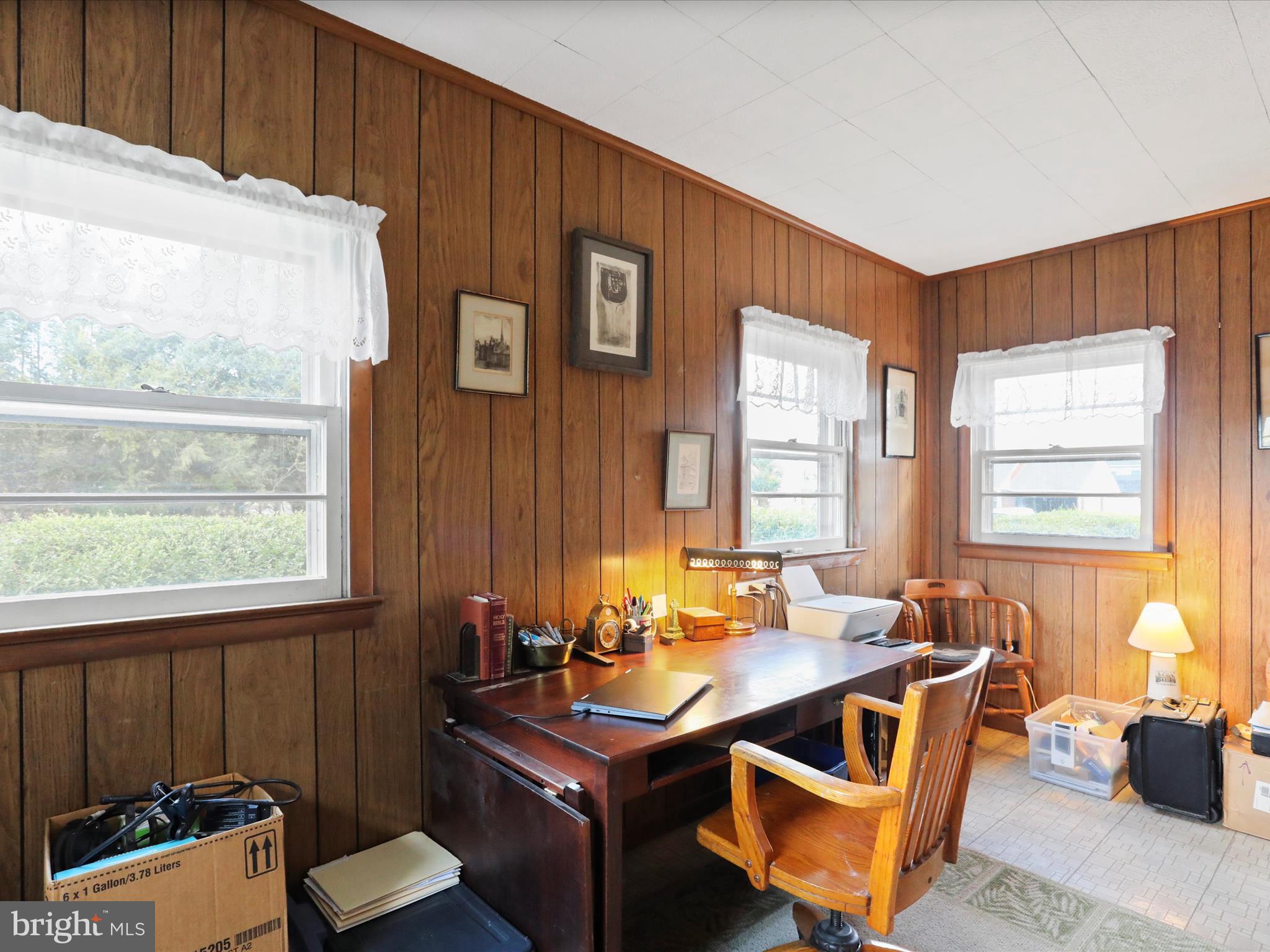 WOODSIDE - Residential