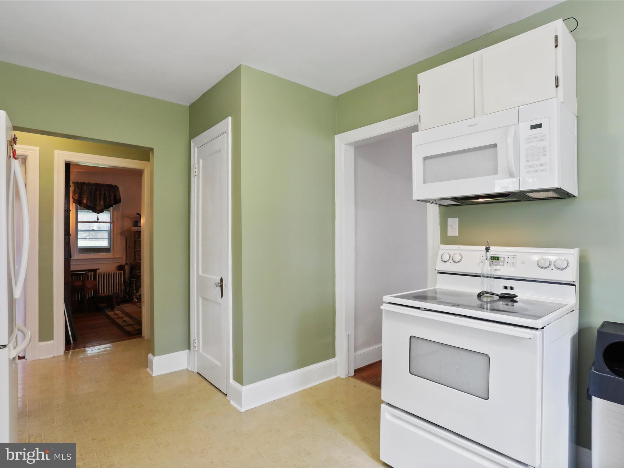 WOODSIDE - Residential