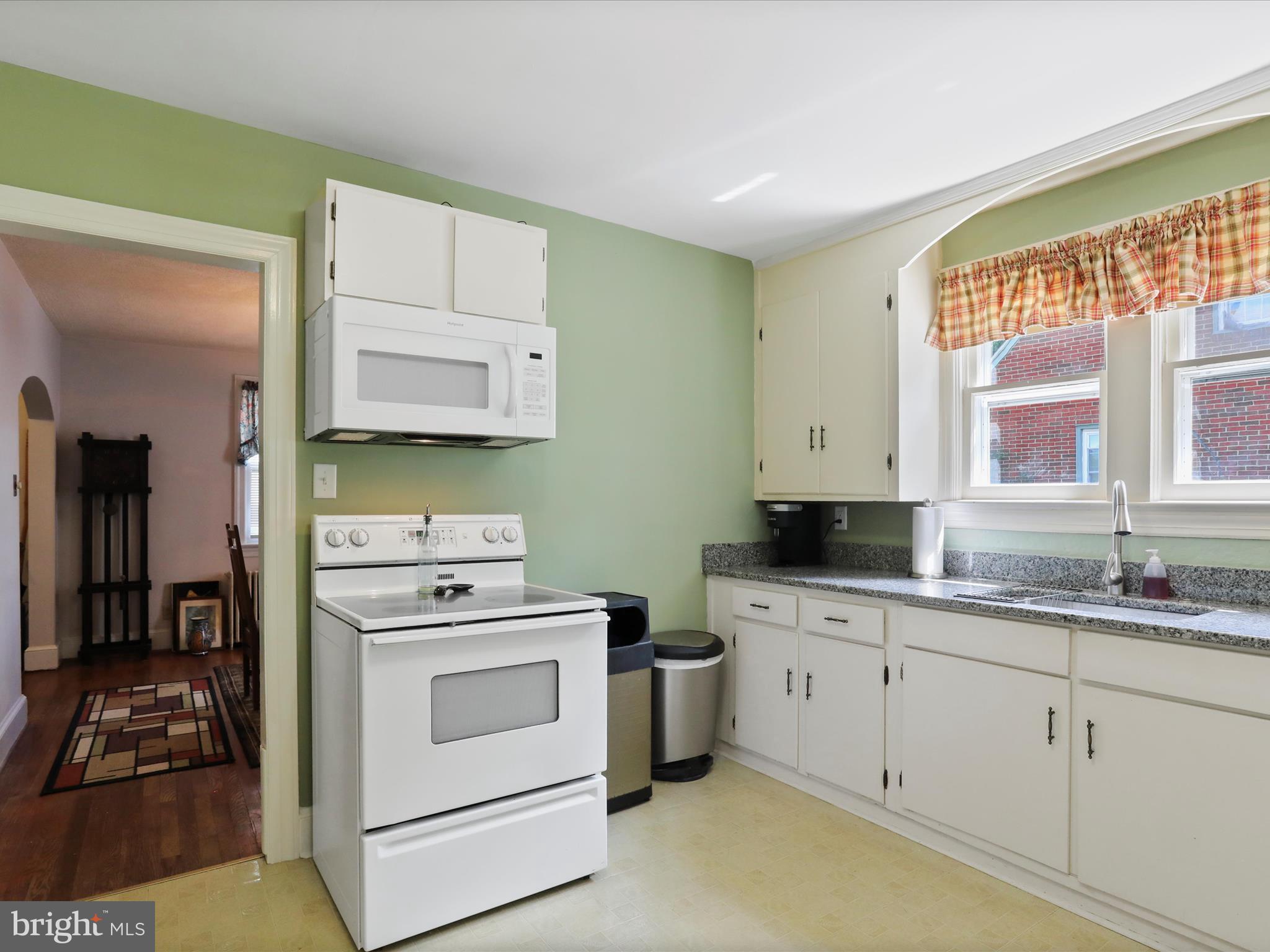 WOODSIDE - Residential