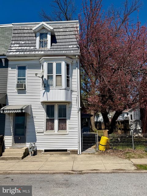 1039 E POPLAR STREET YORK PA 17403
