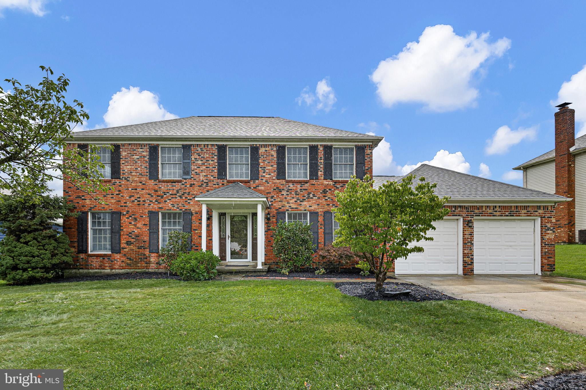18 SUMAC COURT