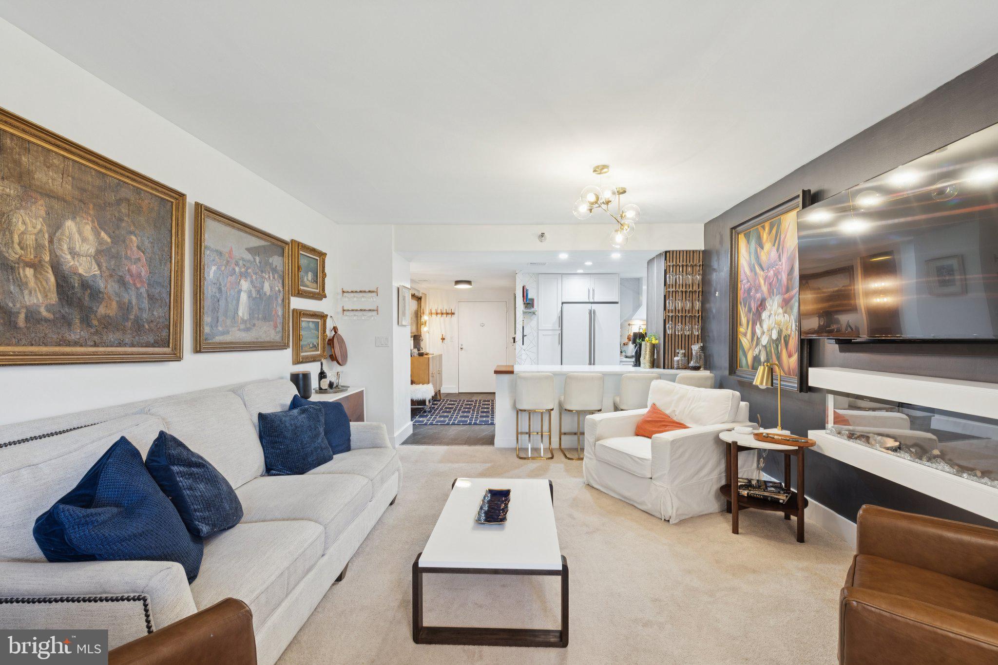 RITTENHOUSE SQUARE - Residential