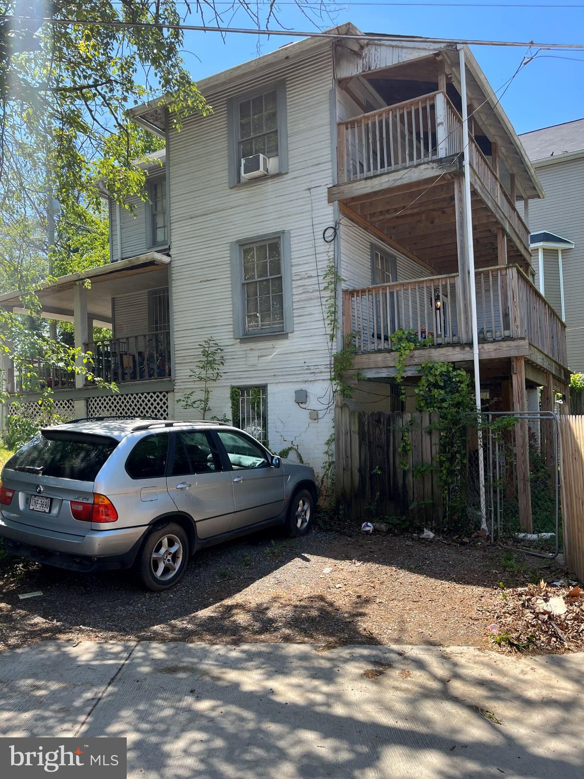 WOODRIDGE - Residential