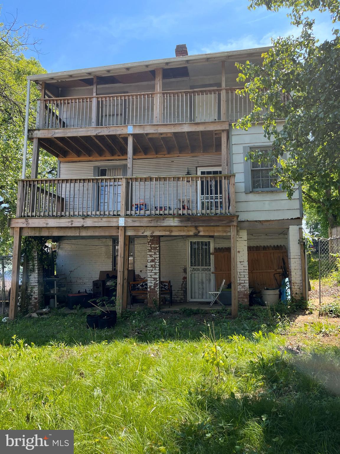 WOODRIDGE - Residential