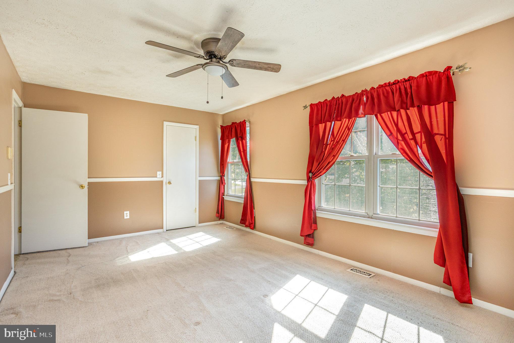 CHESTERFIELD 4 - Residential