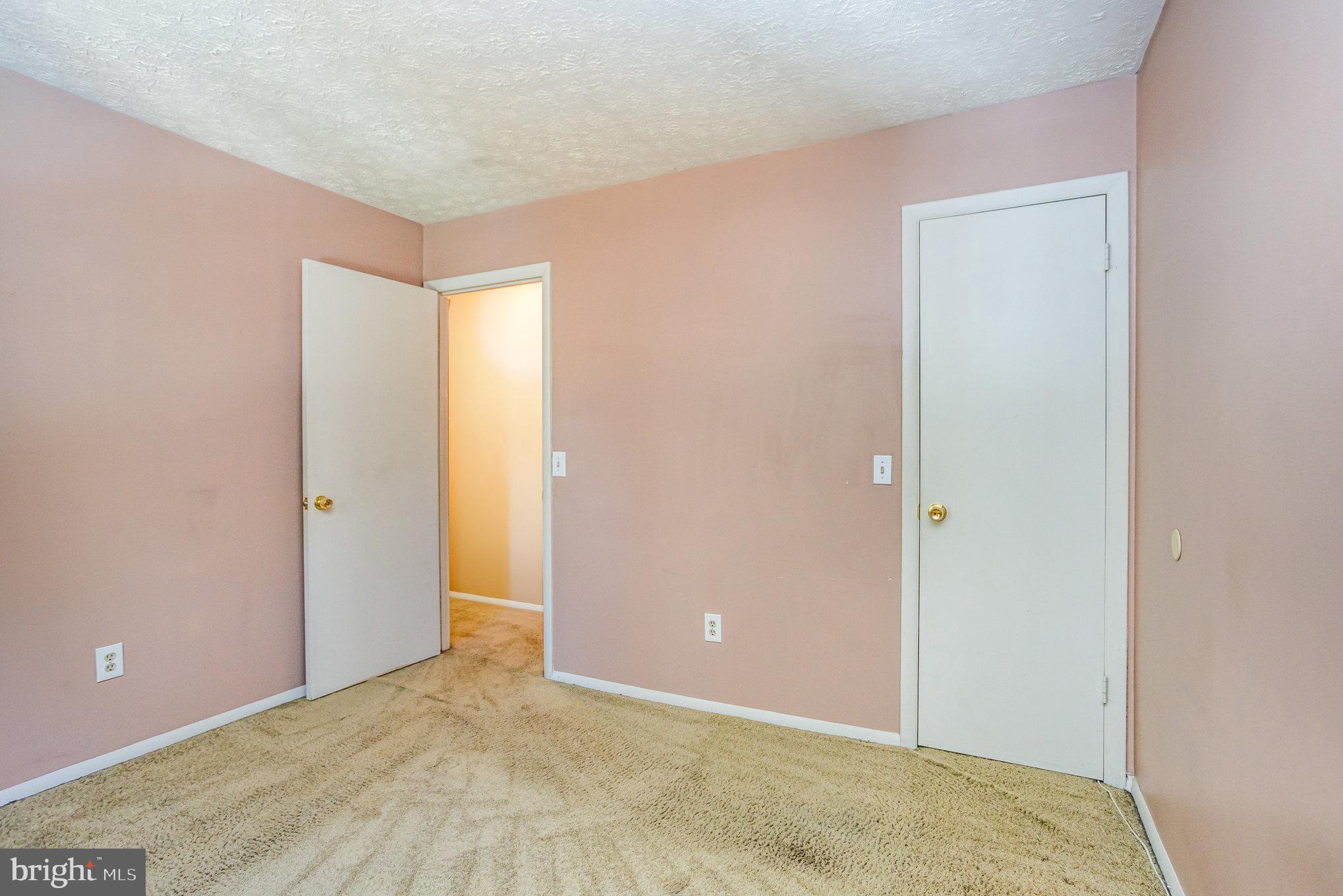 CHESTERFIELD 4 - Residential