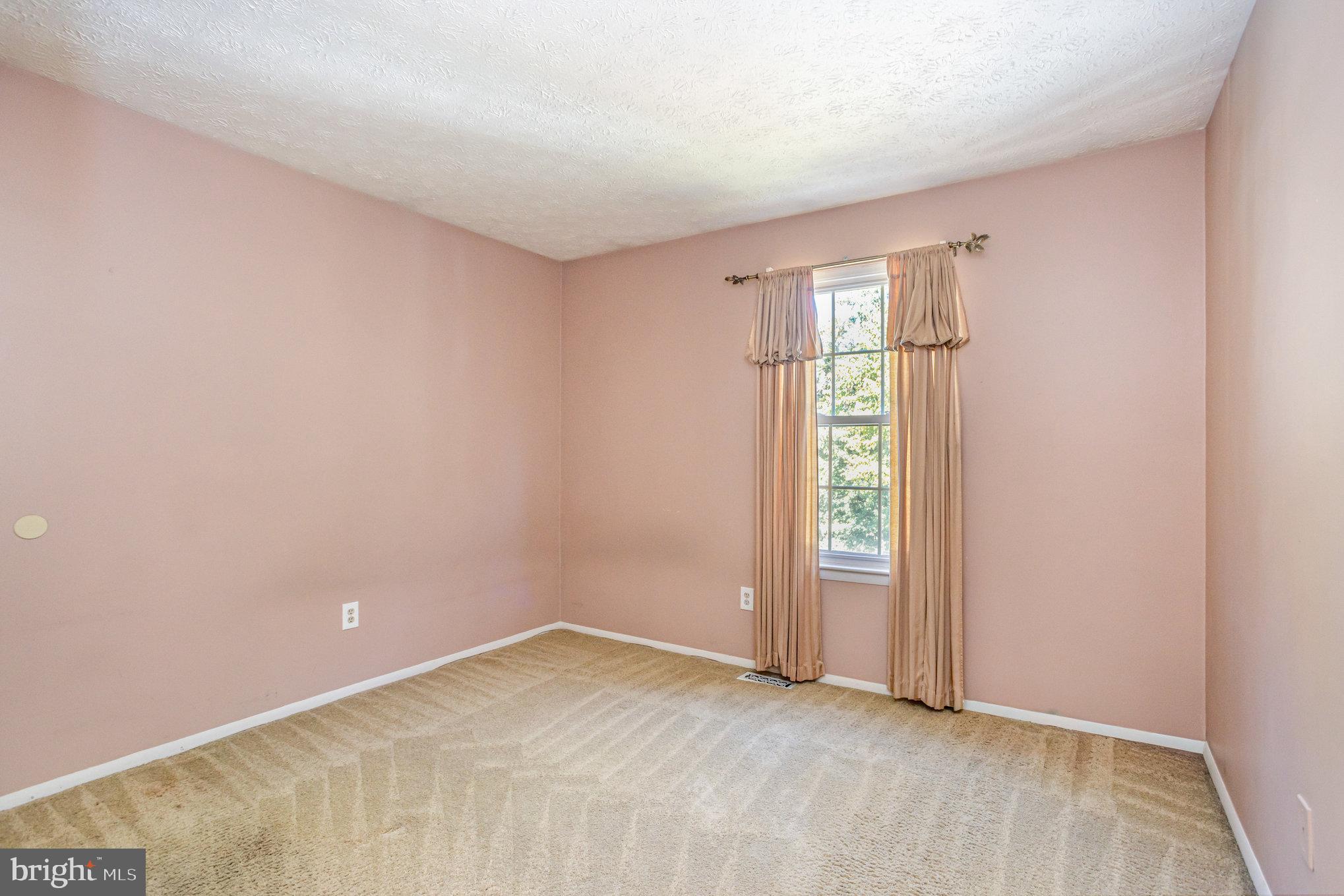 CHESTERFIELD 4 - Residential