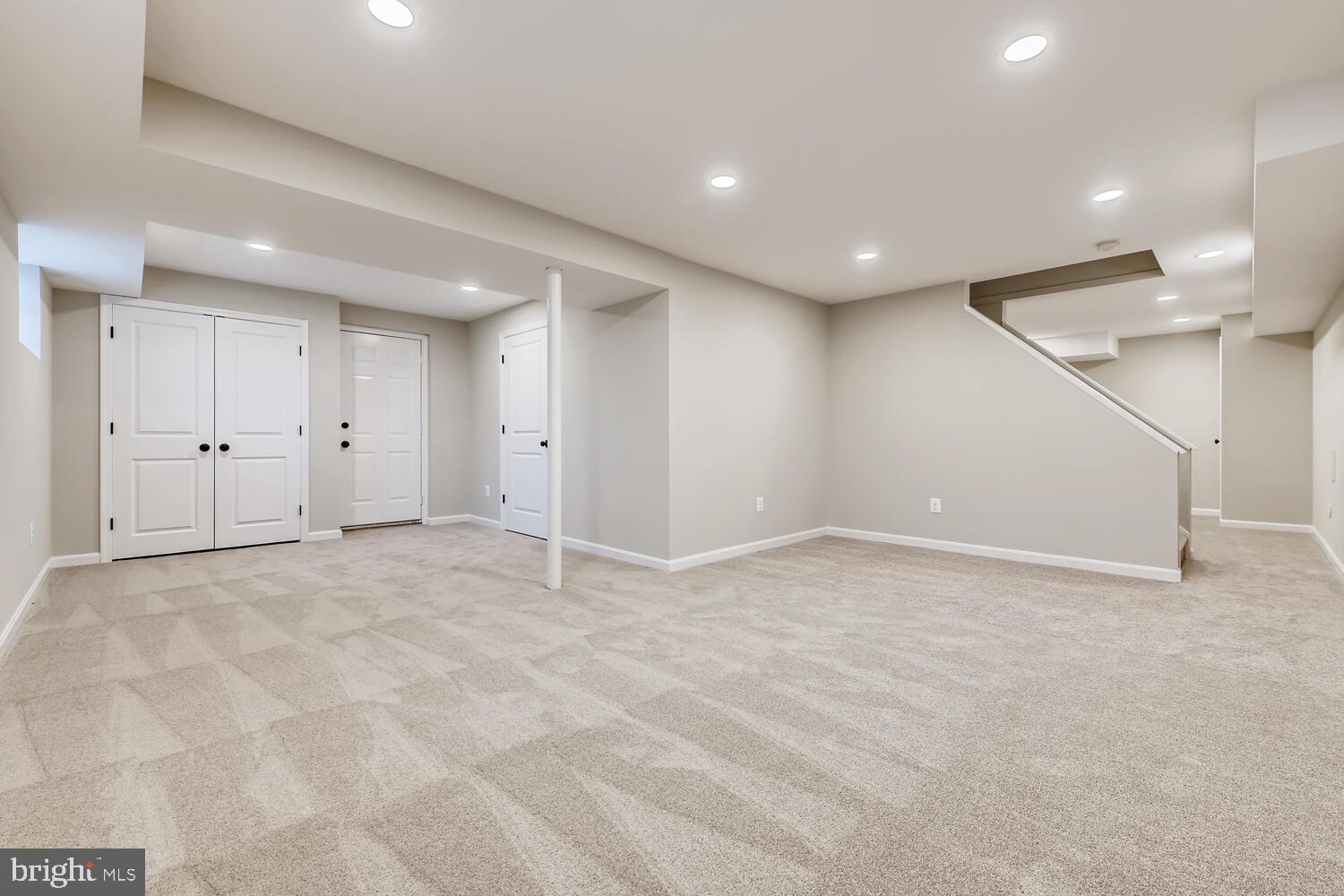 VALLEY MEDE - Residential