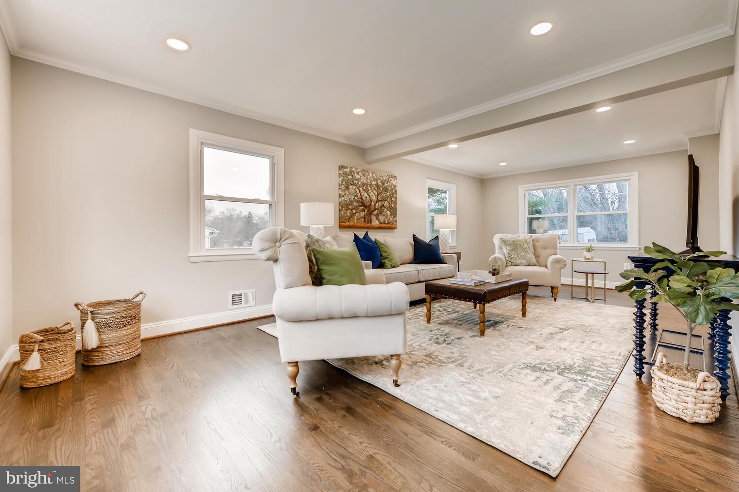 VALLEY MEDE - Residential