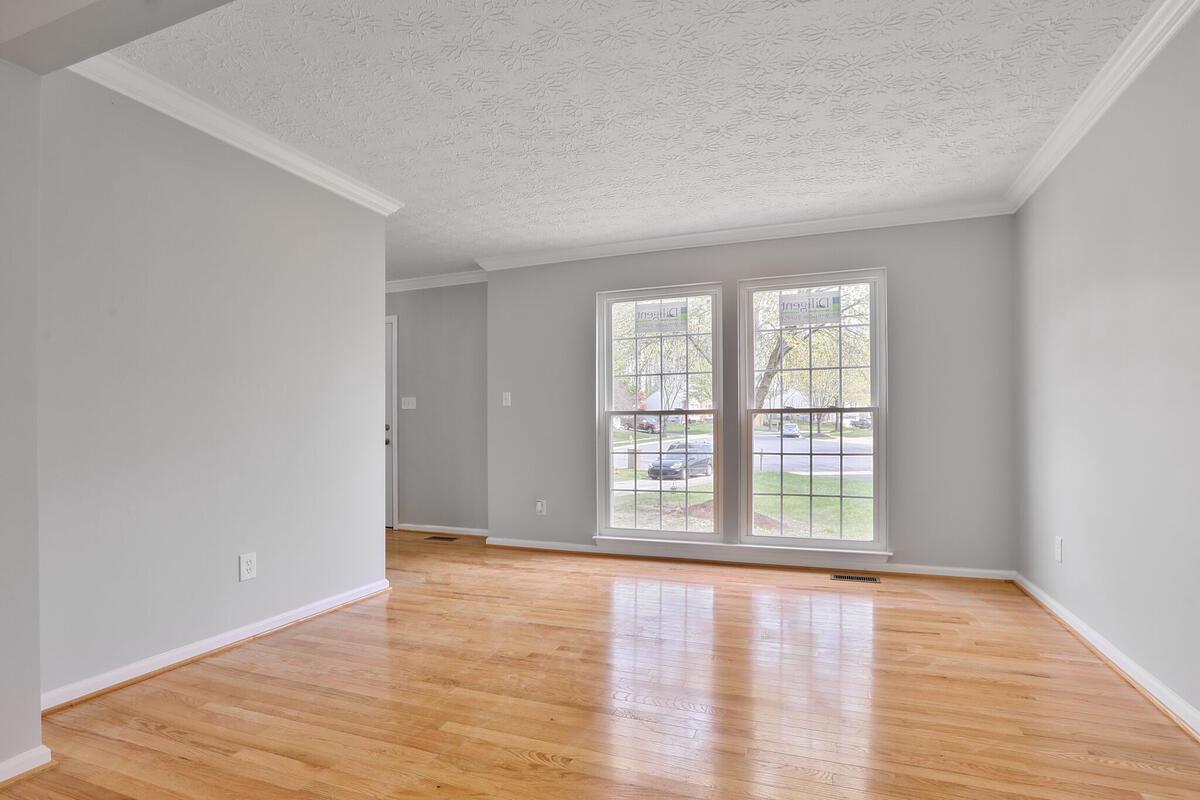 7802 SHALLOWBROOK COURT