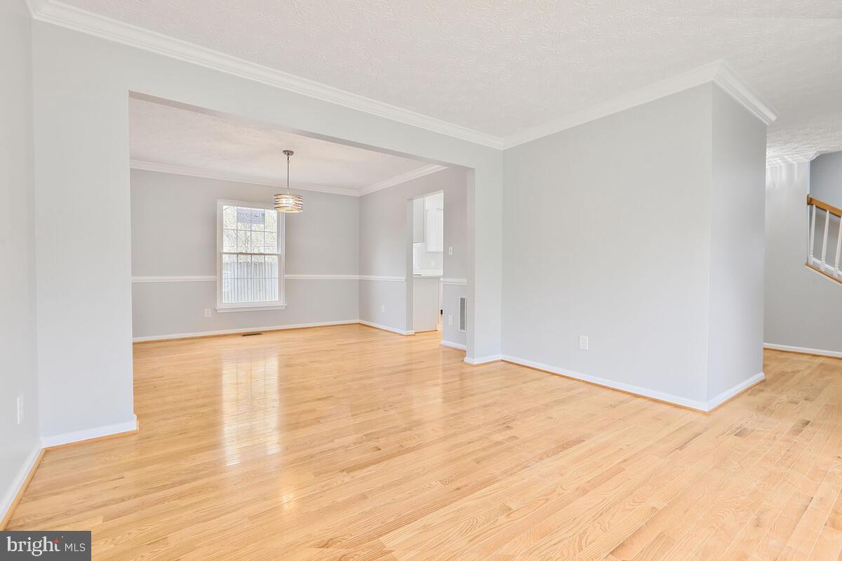 7802 SHALLOWBROOK COURT