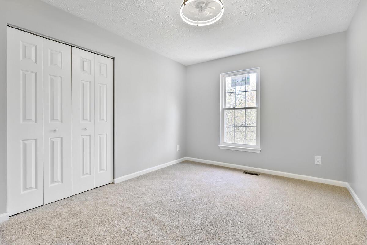 JONATHANS LANDING - Residential