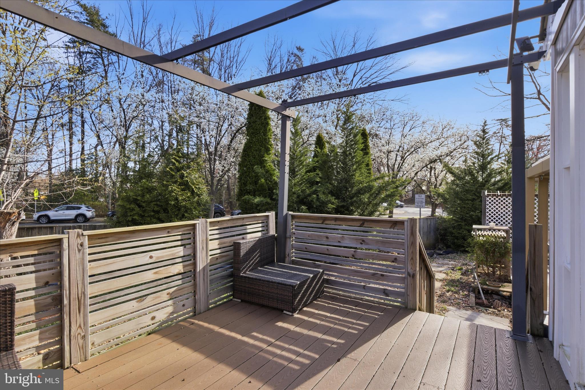 LAKE BRADDOCK - Residential