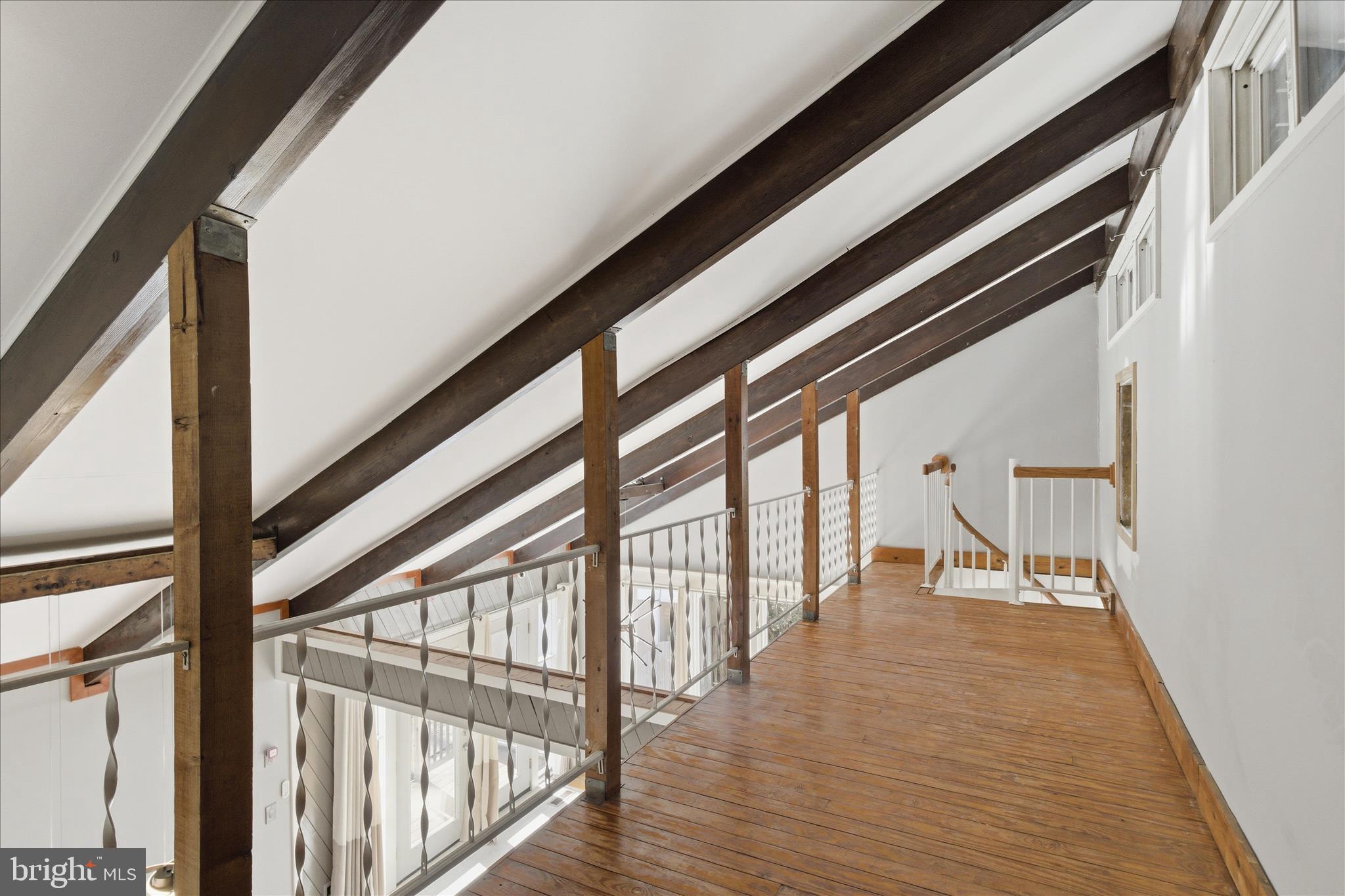 LAKE BRADDOCK - Residential